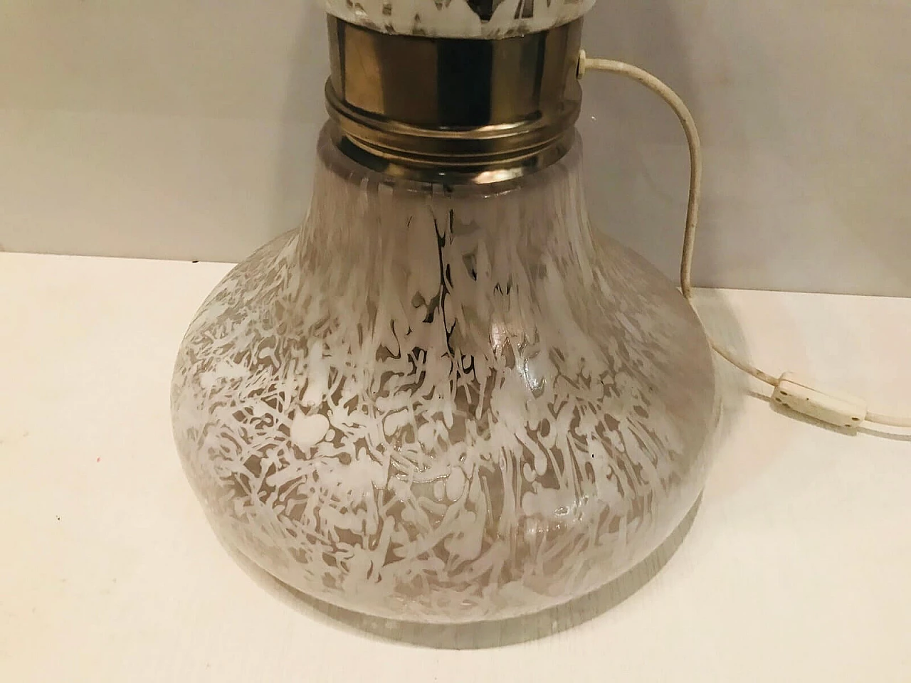 Lampada da tavolo in vetro di Murano attribuita a Mazzega, anni '70 1237933