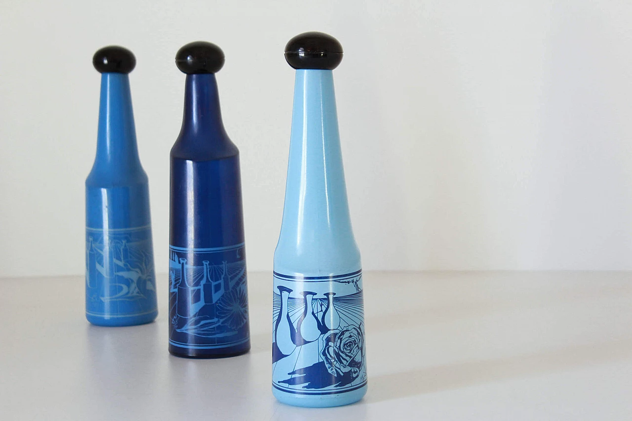 Tris di Bottiglie da liquore con disegni di Salvador Dali per Rosso Antico, anni '70 1238179