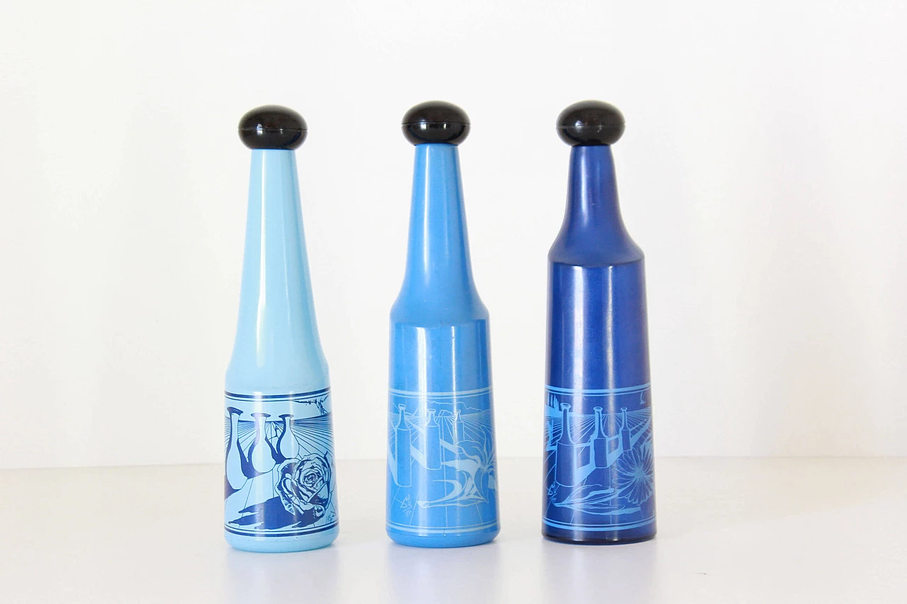 Tris di Bottiglie da liquore con disegni di Salvador Dali per Rosso Antico, anni '70 1238180
