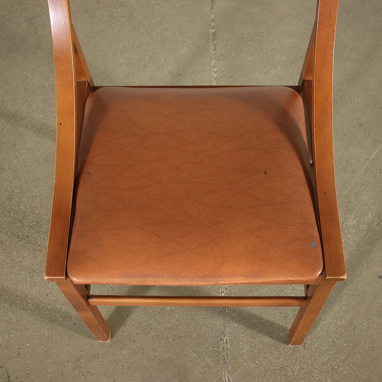 4 Chairs in beechwood and leatherette, 60s 1238362