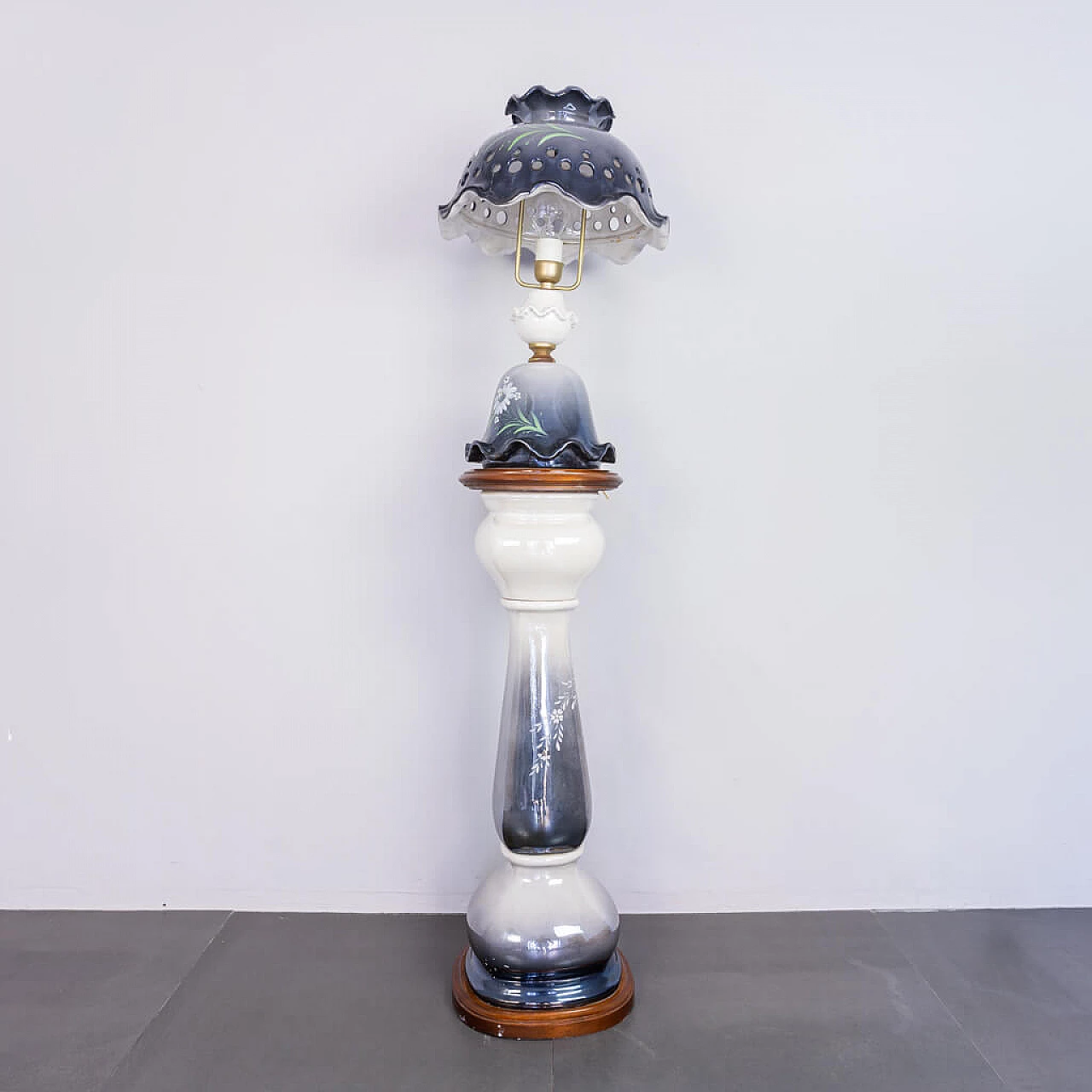 Ceramic column with lamp, 1930s 1238496