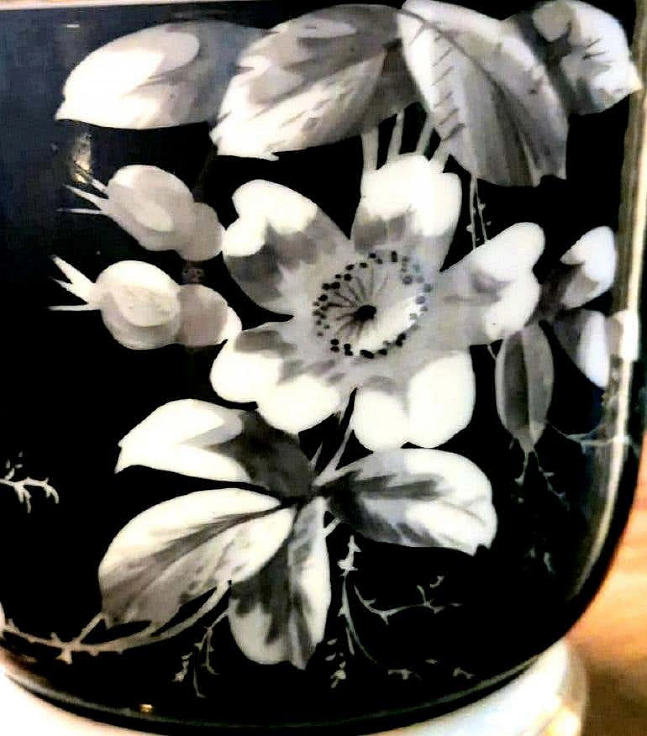 Cachepot Napoleone III in porcelain de Paris dipinta a mano, '800 1238933