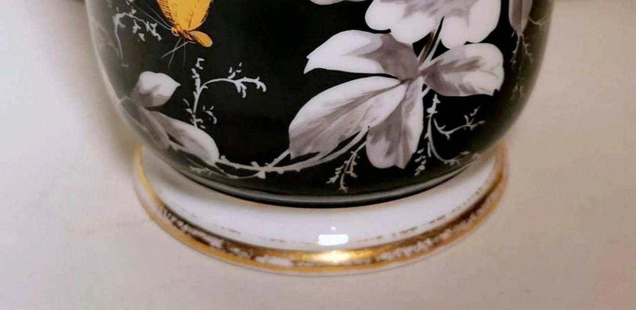 Cachepot Napoleone III in porcelain de Paris dipinta a mano, '800 1238936