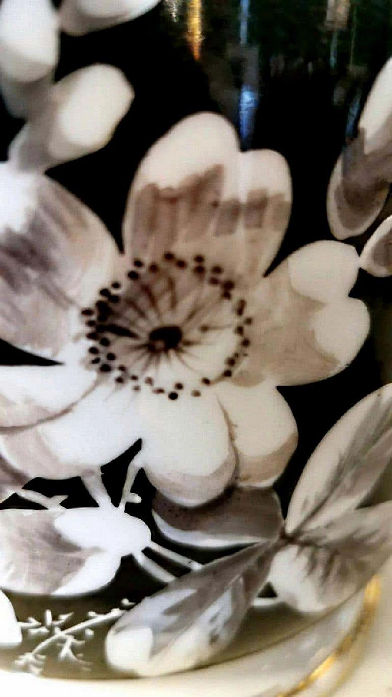 Cachepot Napoleone III in porcelain de Paris dipinta a mano, '800 1238939