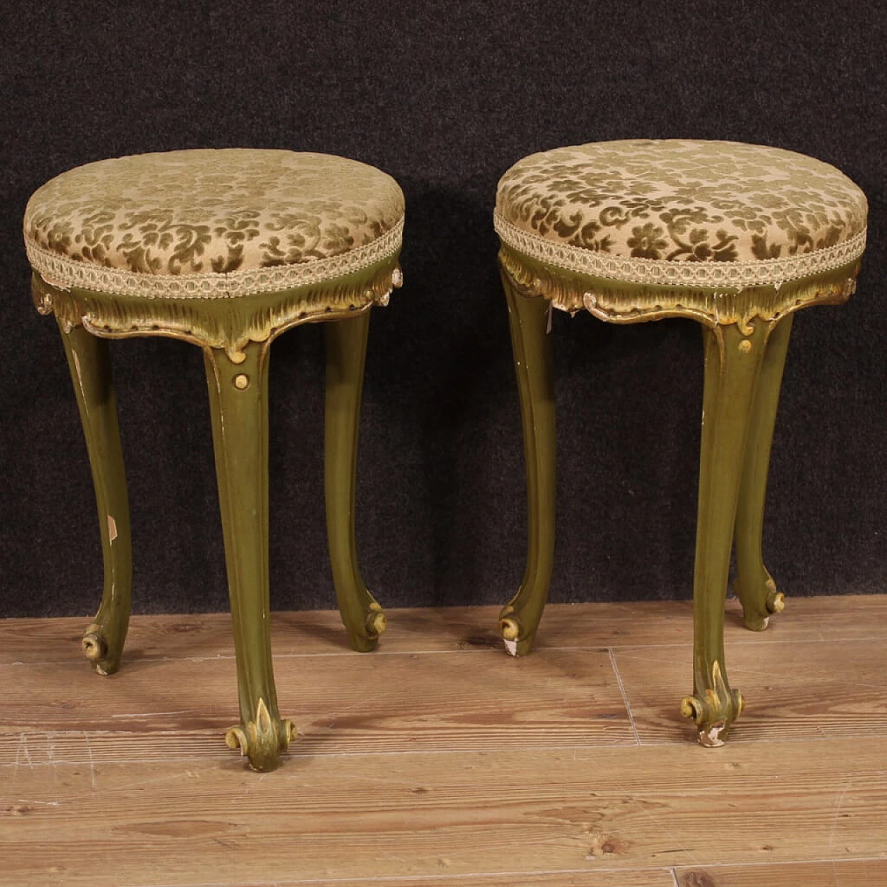 Pair of Venetian stools of the 20th century 1240685