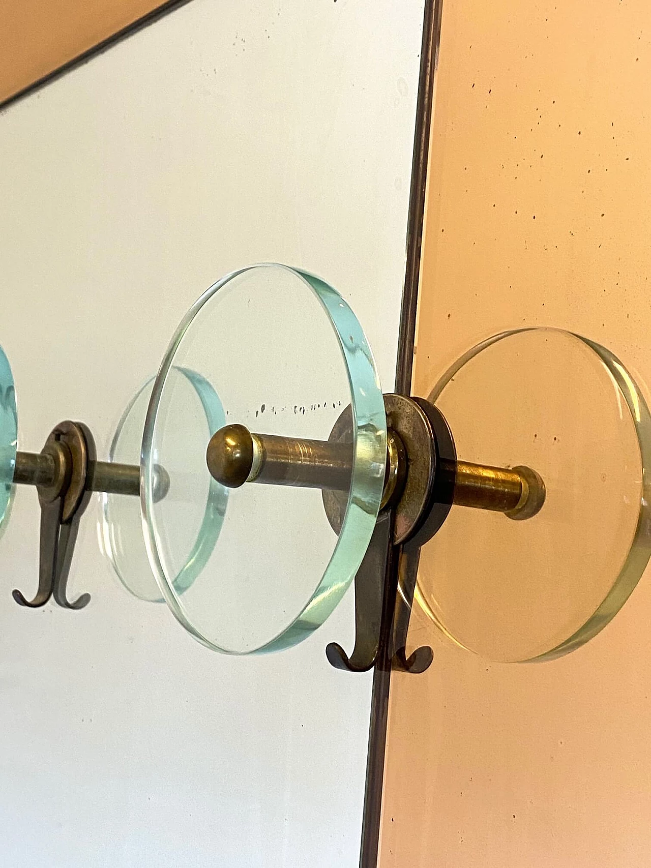 Specchio appendiabiti di Cristal Art, anni '60 1241227