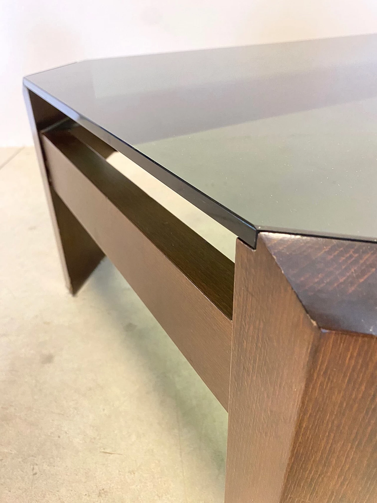 Coffee table in wood and smoked glass, 1970s 1241236