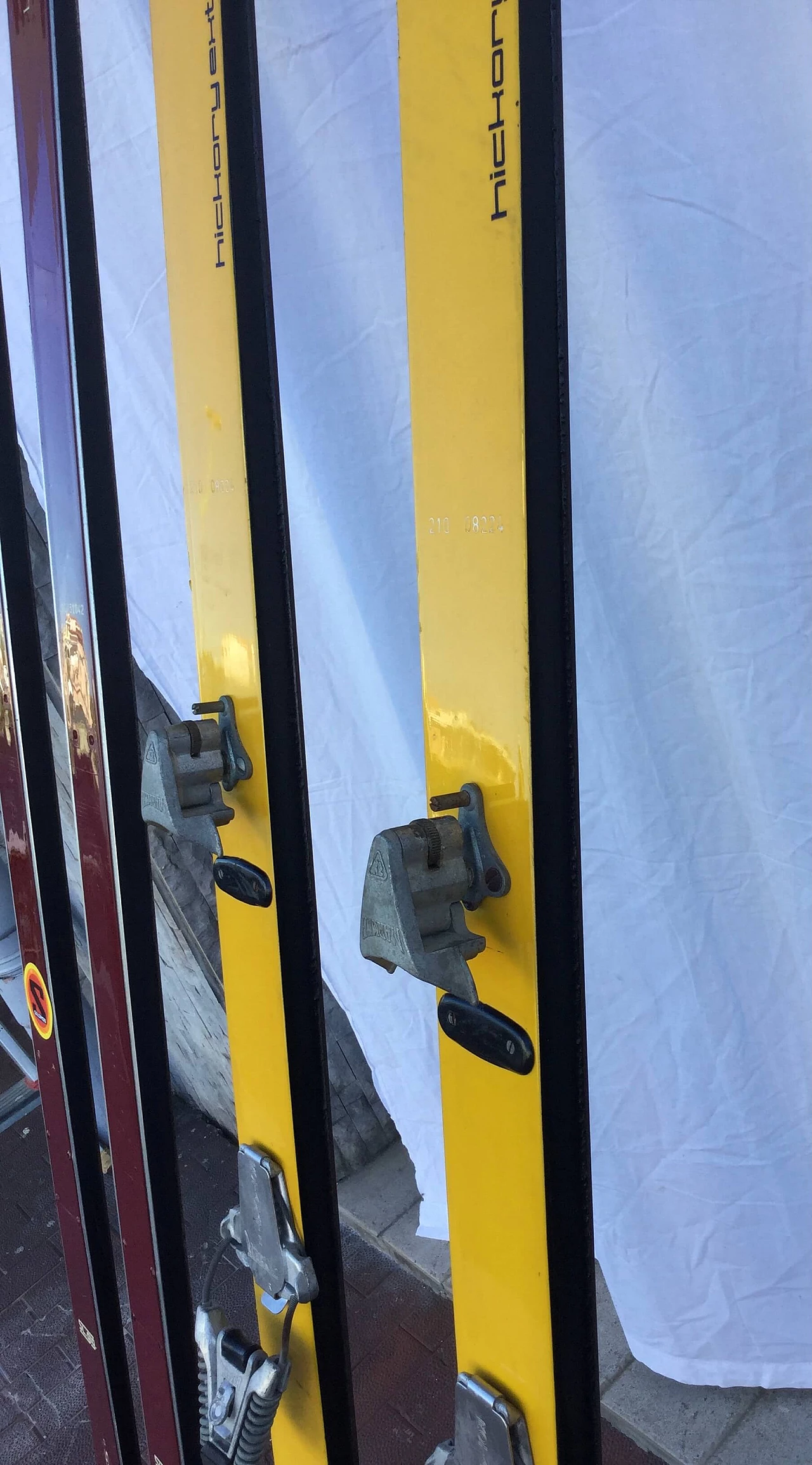 2 Pairs of Lamborghini Fuego and VSS skis, 70s 1241840