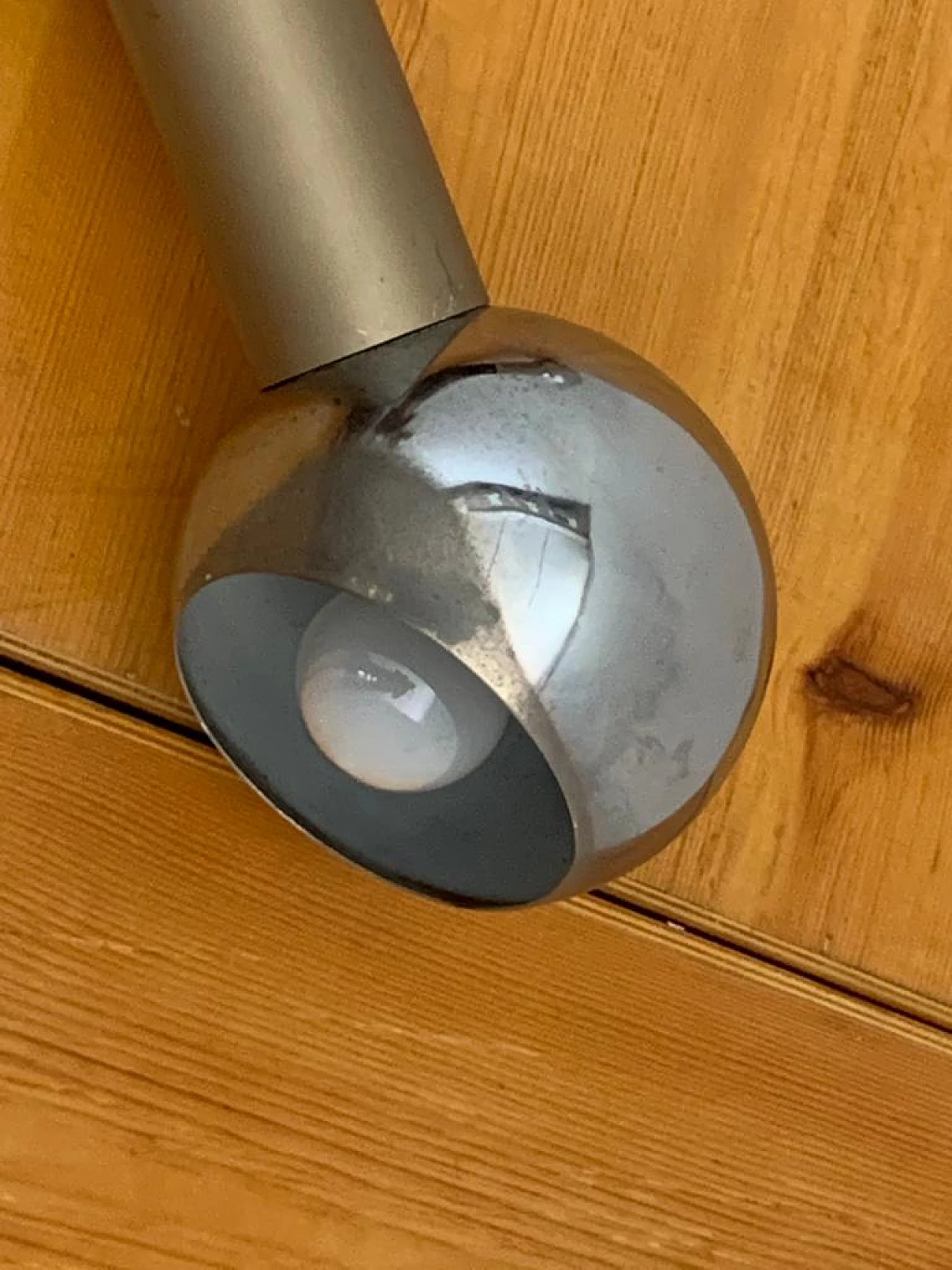 Pair of wall lamps in metal and bakelite, 1970s 1241896