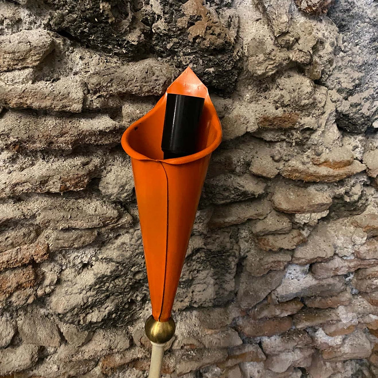 Lampadario in ottone e metallo dipinto, anni '50 1242310