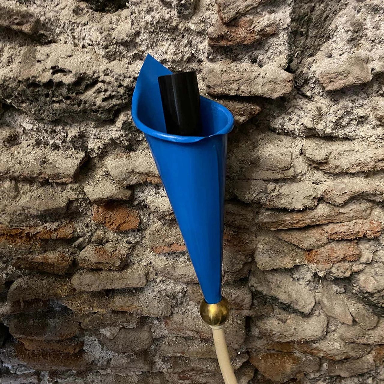 Lampadario in ottone e metallo dipinto, anni '50 1242312