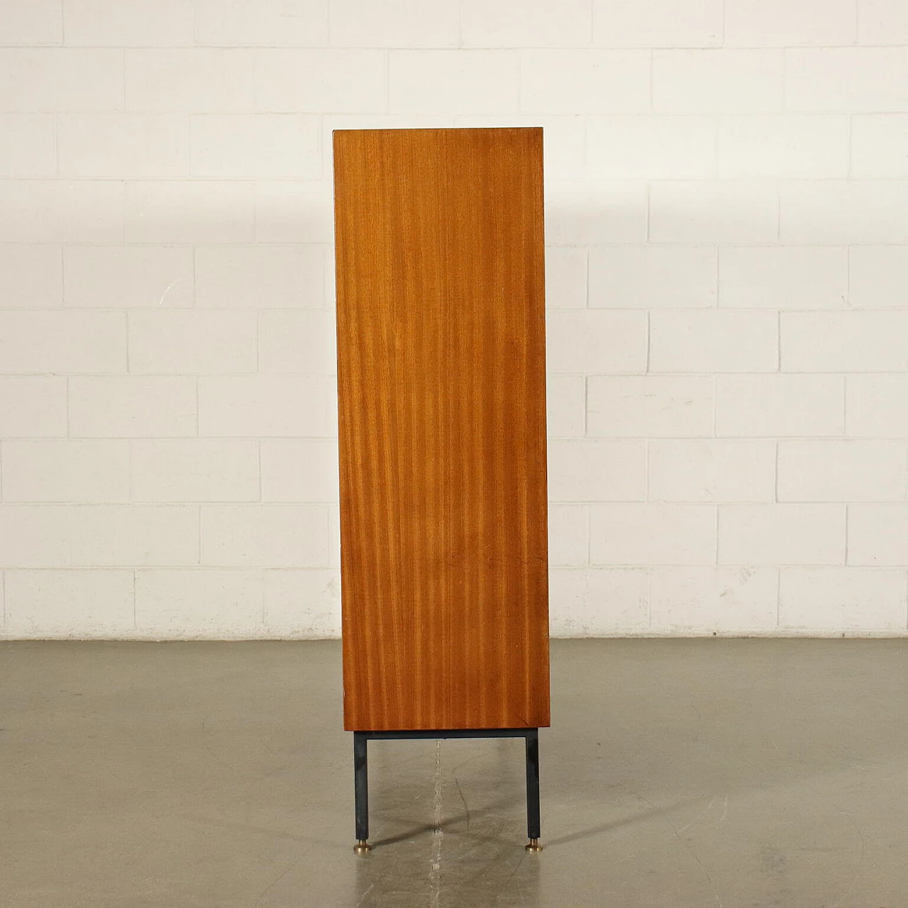 Bookcase in mahogany, metal and brass, 60s 1243582