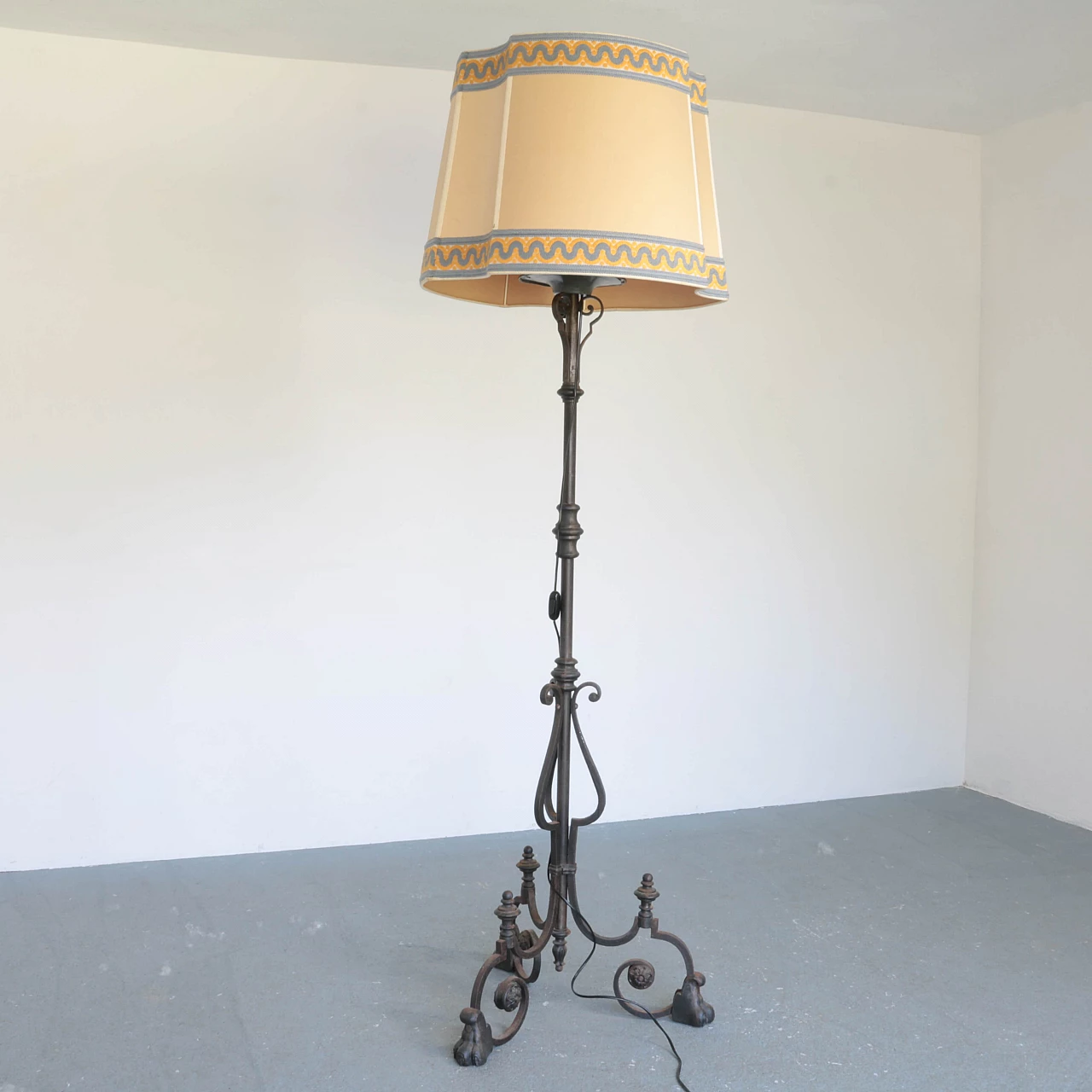 Iron floor lamp, 40s 1244006