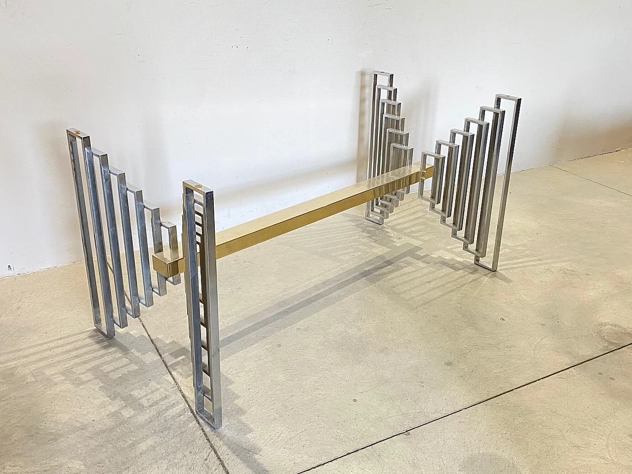 Glass and brass dining table, 70s 1244808