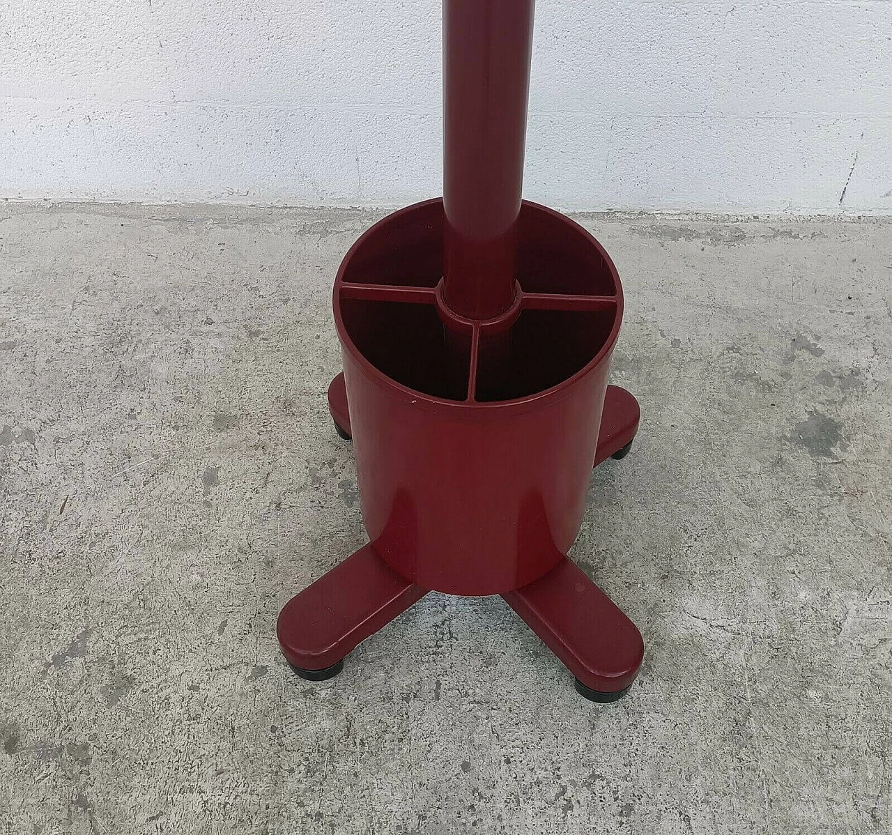 Coat stand and umbrella stand by Ettore Sottsass for Olivetti Synthesis, 70s 1246151