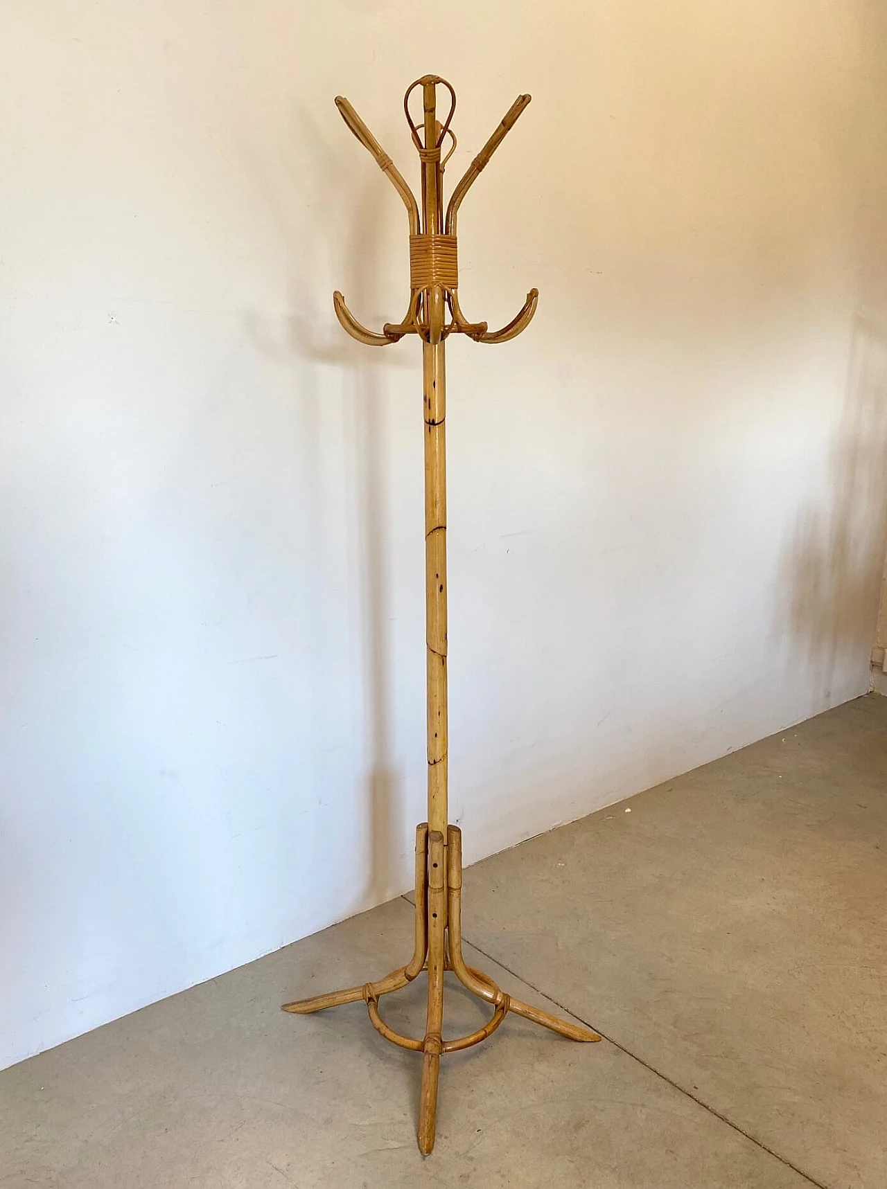 Bamboo coat stand, 70s 1246583