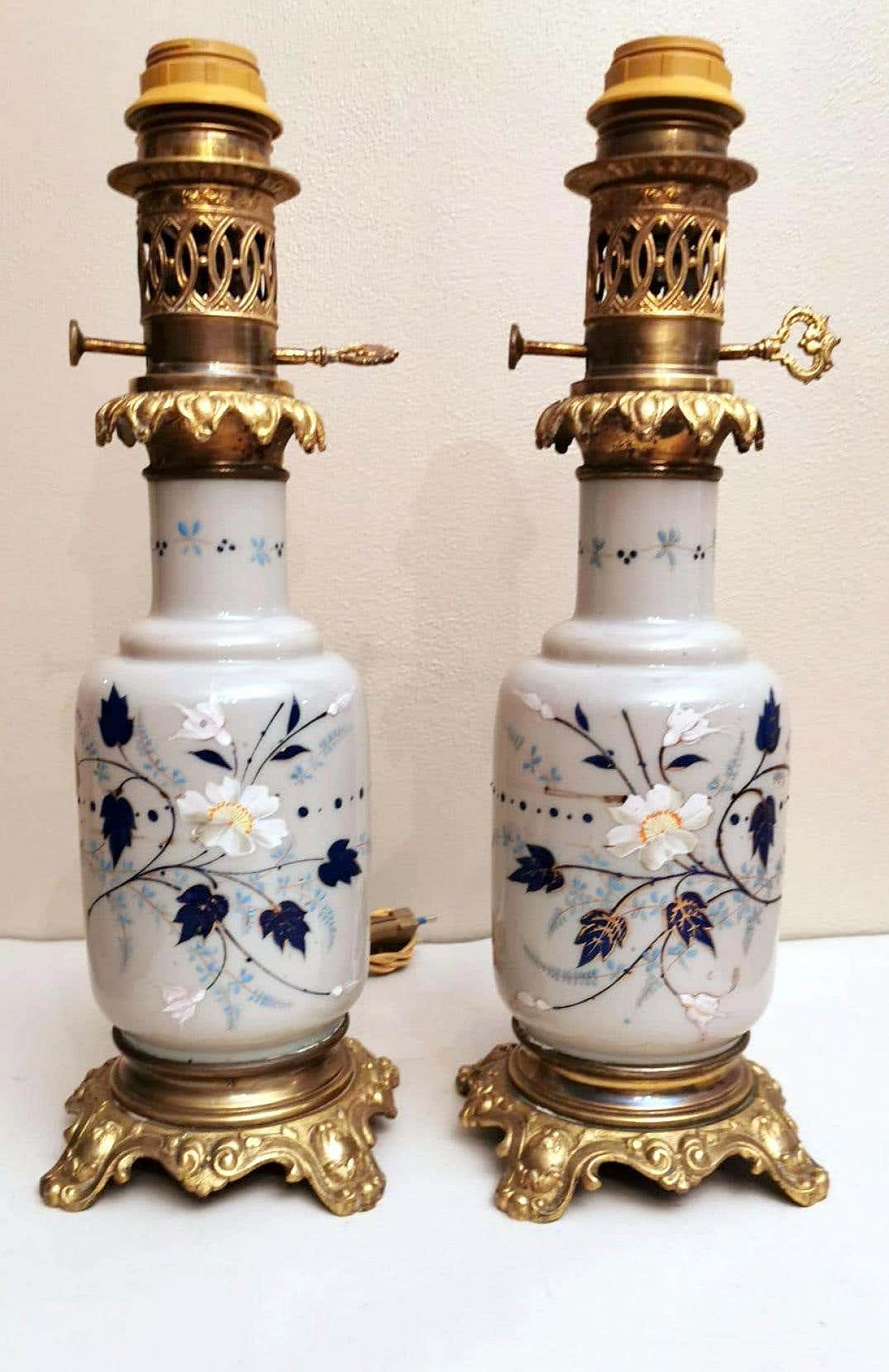 Pair of table lamps hand painted in opaline glass and bronze finishing, 20s 1246982
