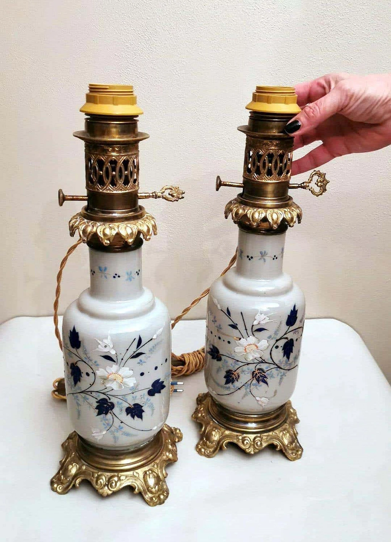 Pair of table lamps hand painted in opaline glass and bronze finishing, 20s 1246997