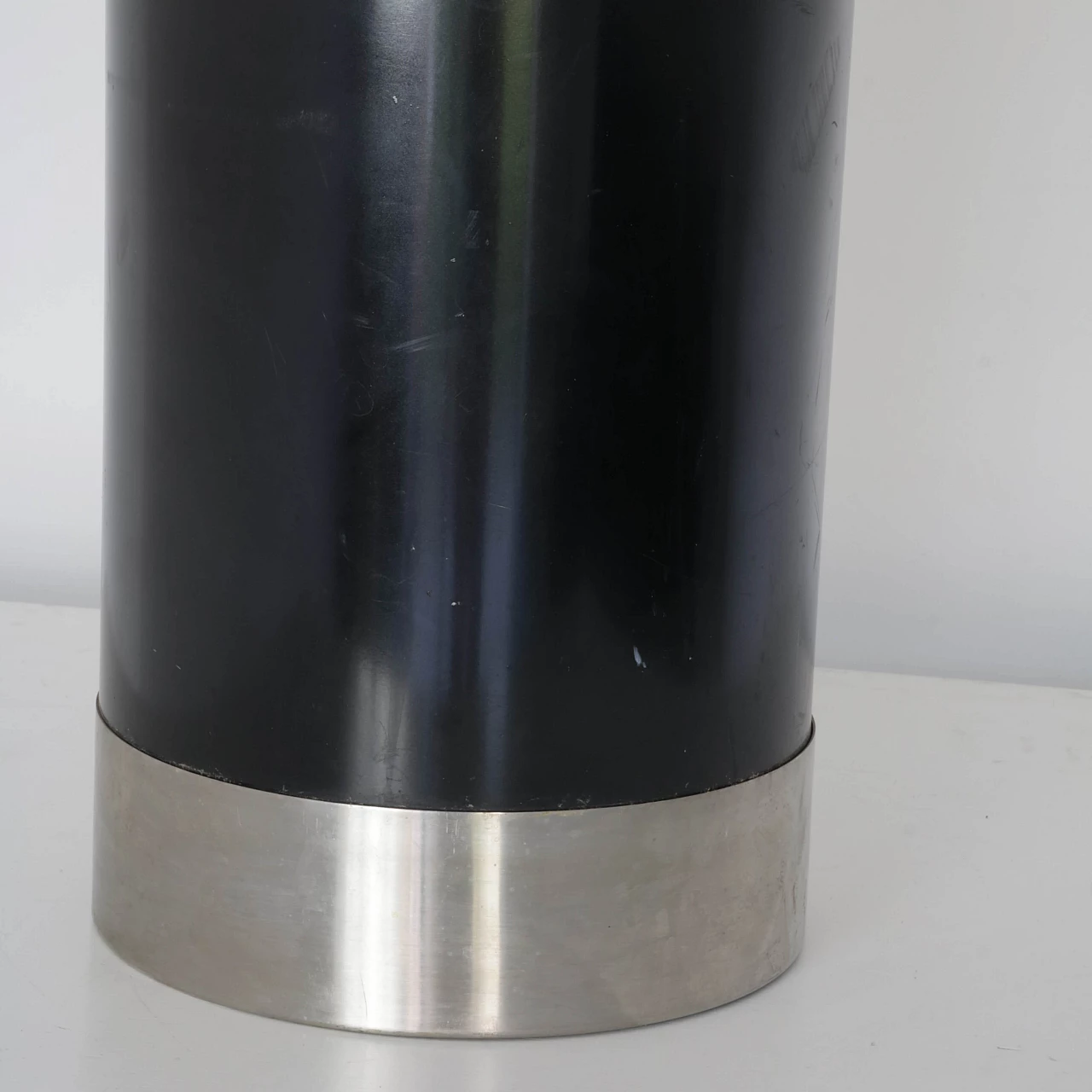 Black and metal umbrella stand, 70s 1247556