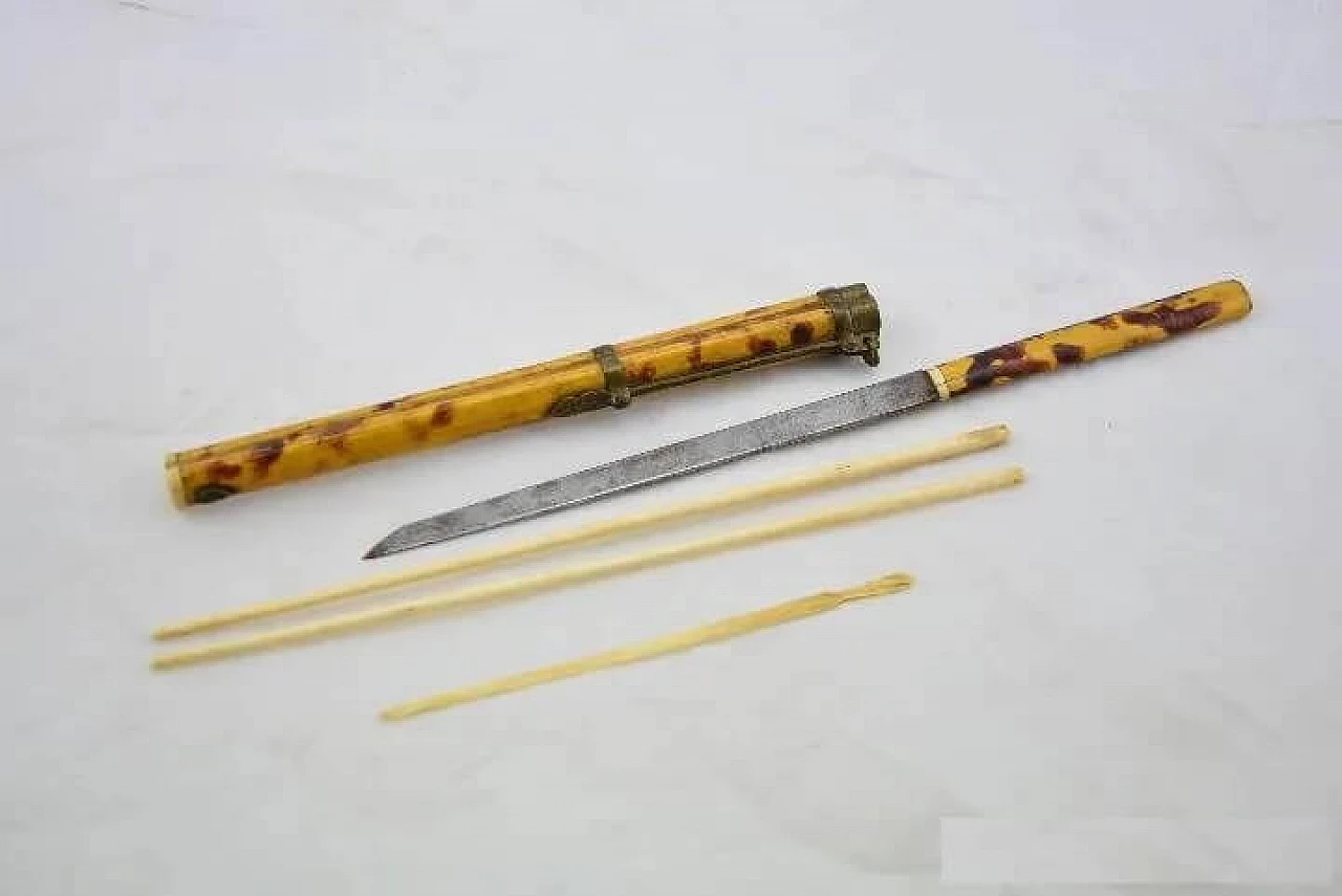 Japanese ivory and tortoiseshell travel cutlery, 18th century 1247962