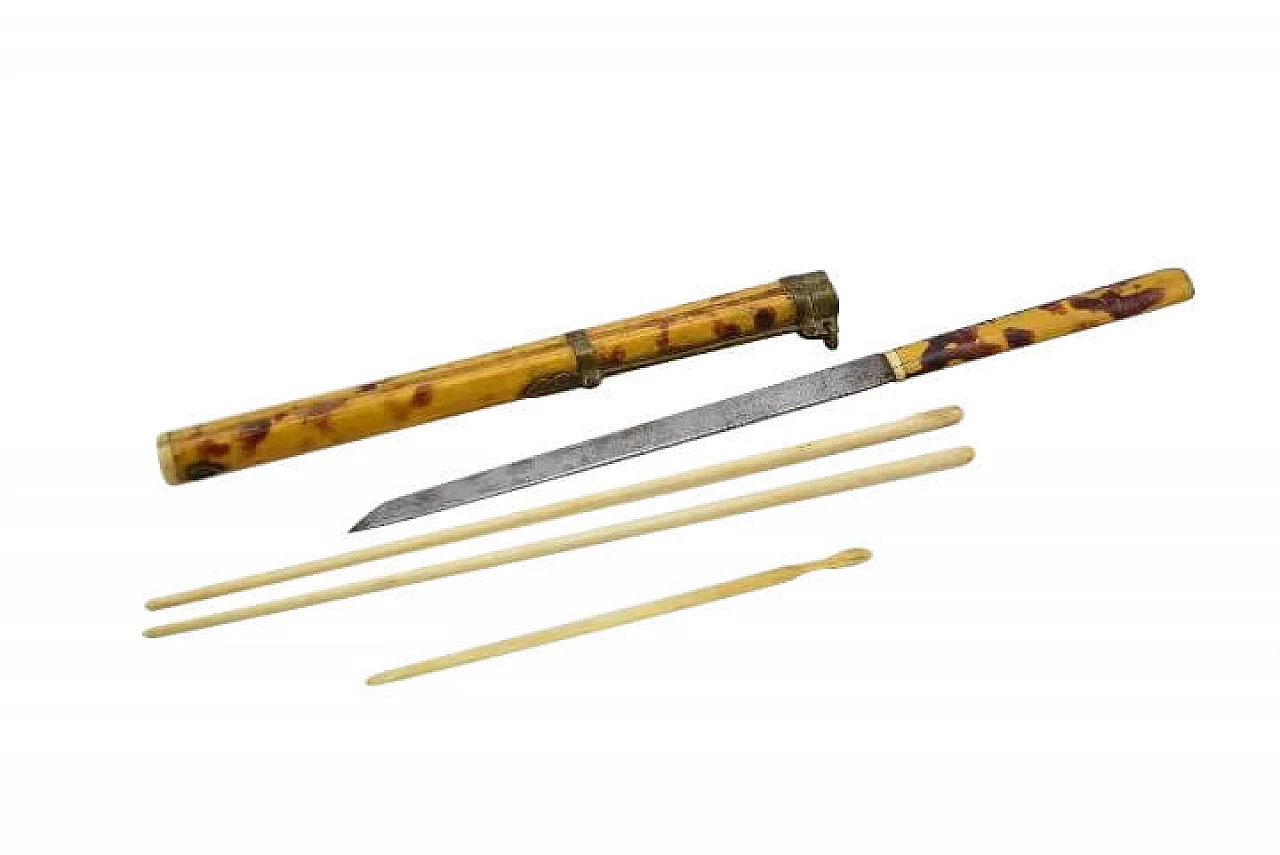 Japanese ivory and tortoiseshell travel cutlery, 18th century 1247970