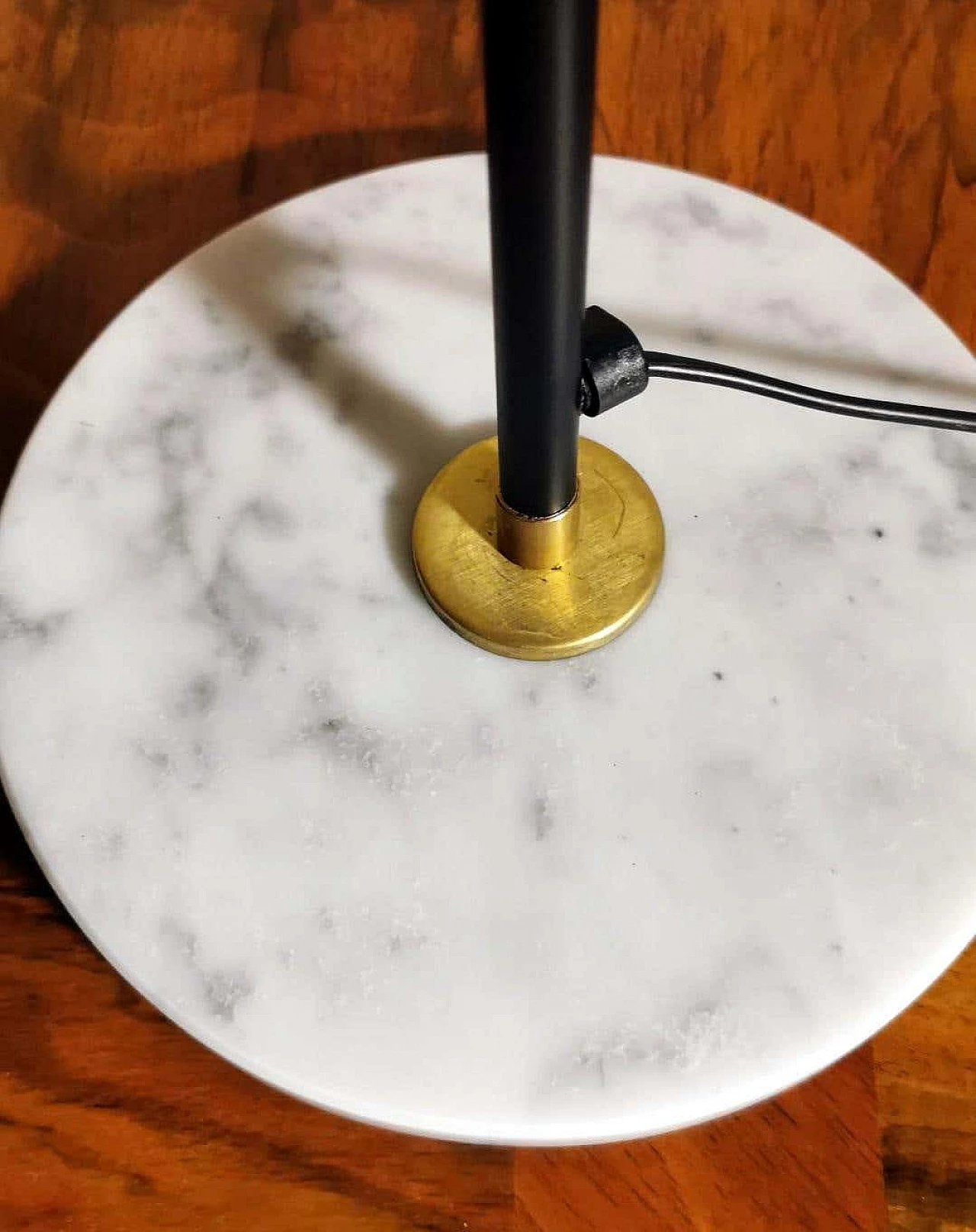 Diabolo by Stilnovo style table lamp in brass with base in Carrara marble, 60s 1247984
