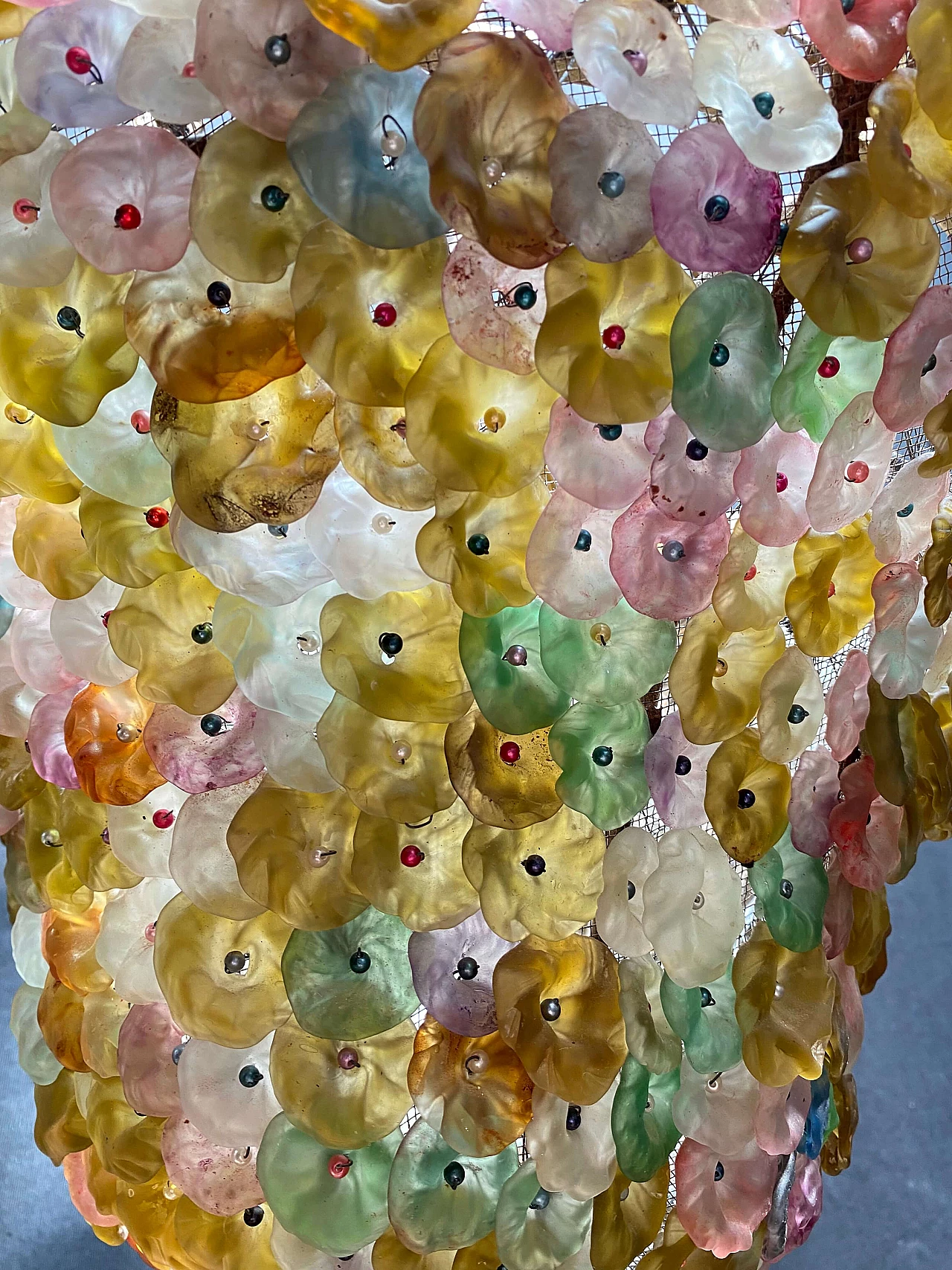 Lampadario con fiori in pasta di vetro, fine '800 1248495