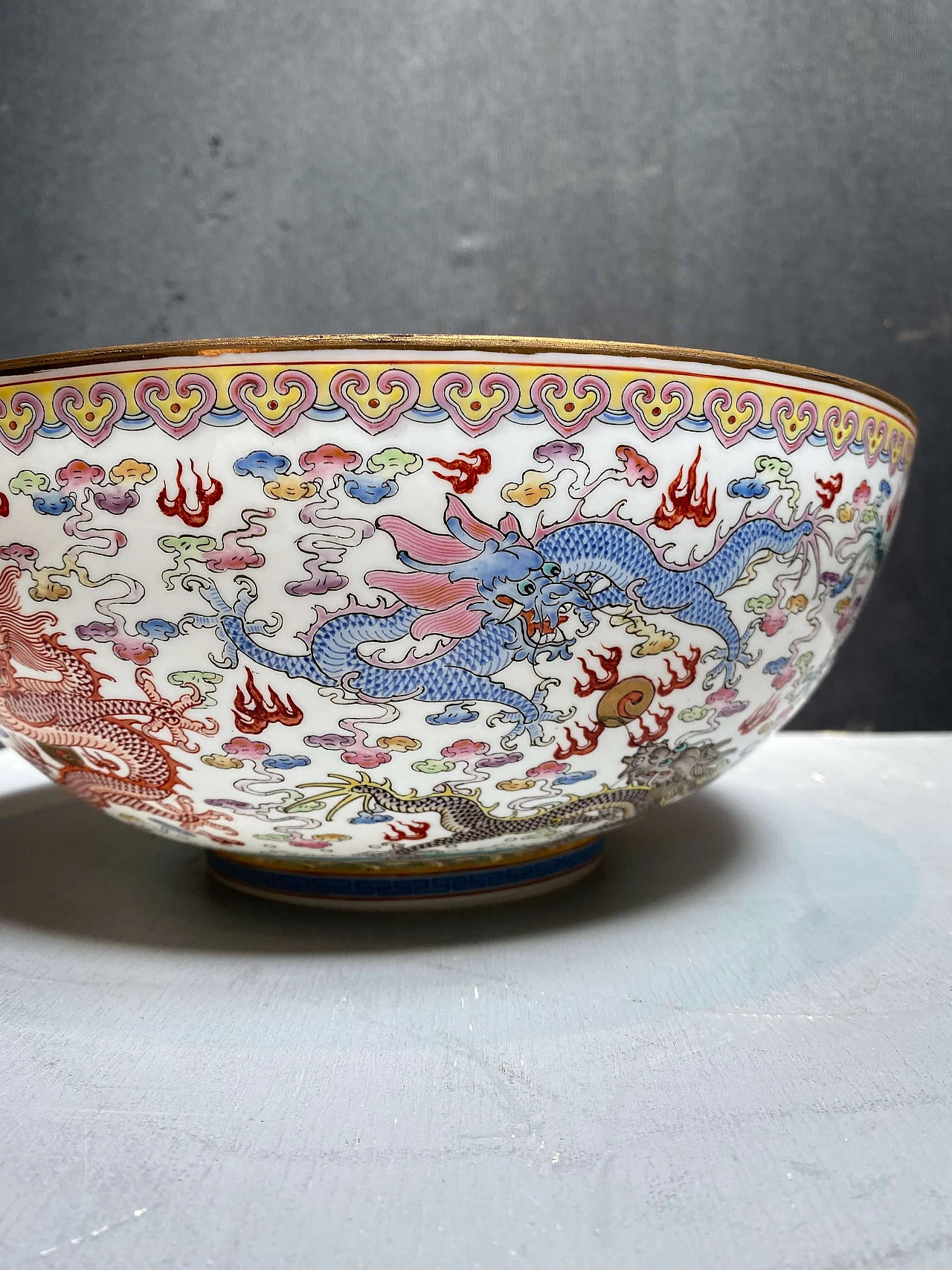 Chinese eggshell glass bowl, early 20th century 1248647