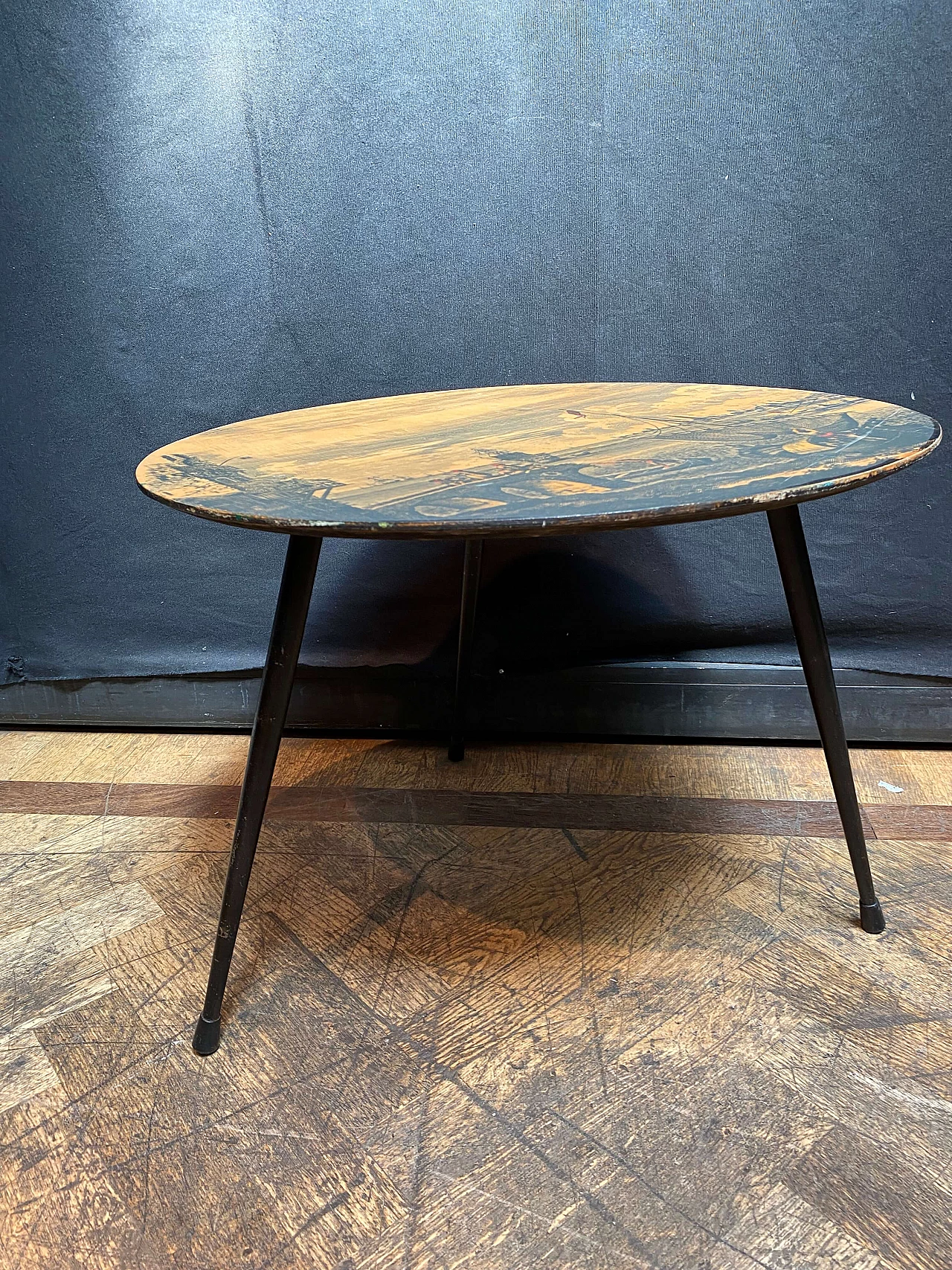 Tavolino da caffè alla maniera di Fornasetti, anni '60 1248652