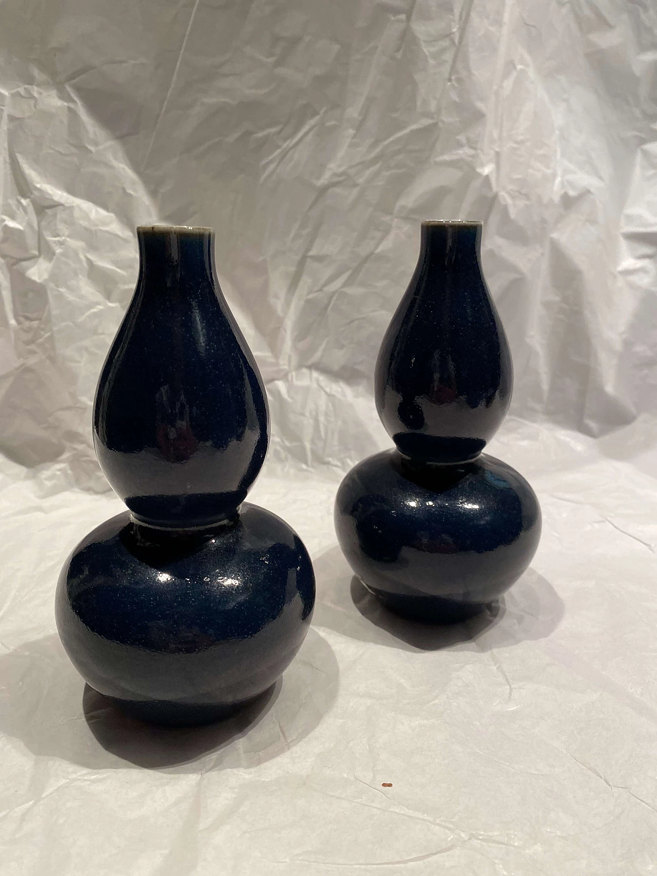 Coppia di vasi orientali in ceramica smaltata 1249075