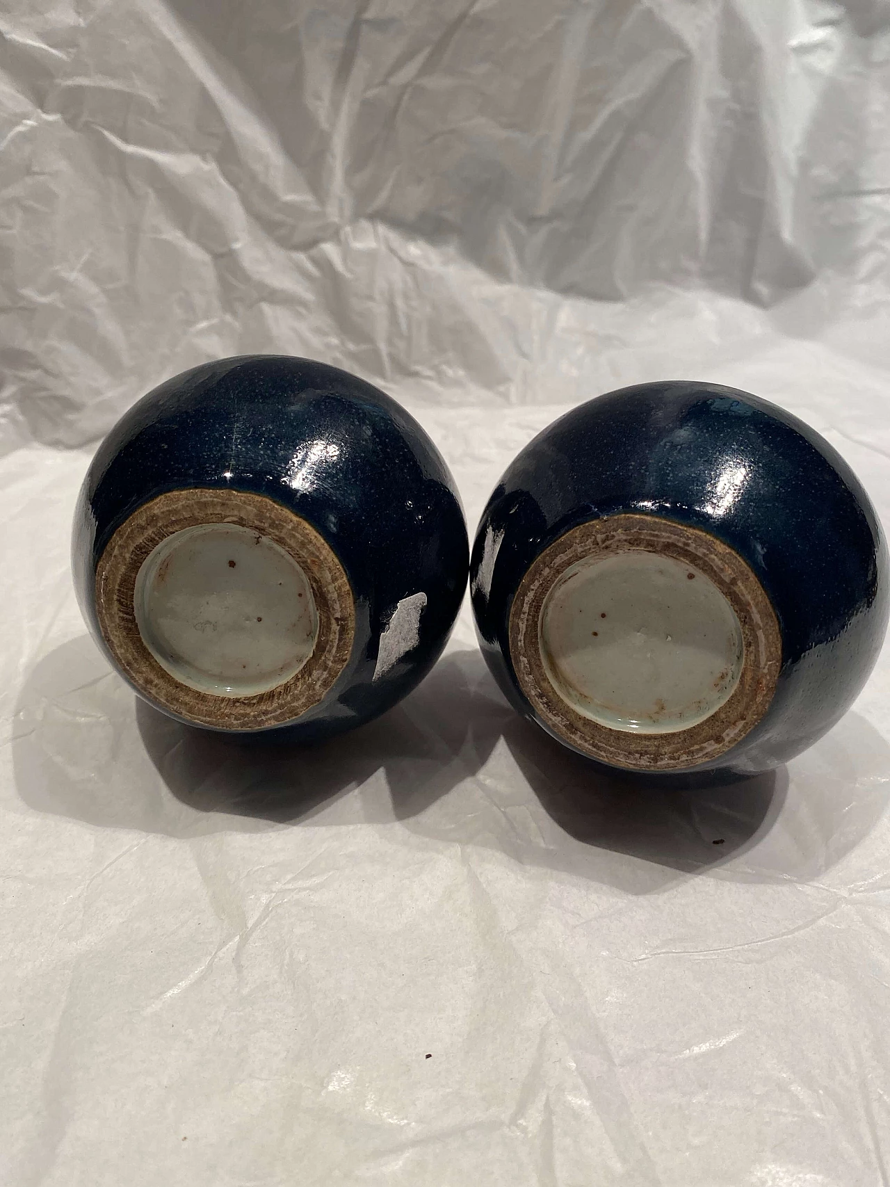 Coppia di vasi orientali in ceramica smaltata 1249076