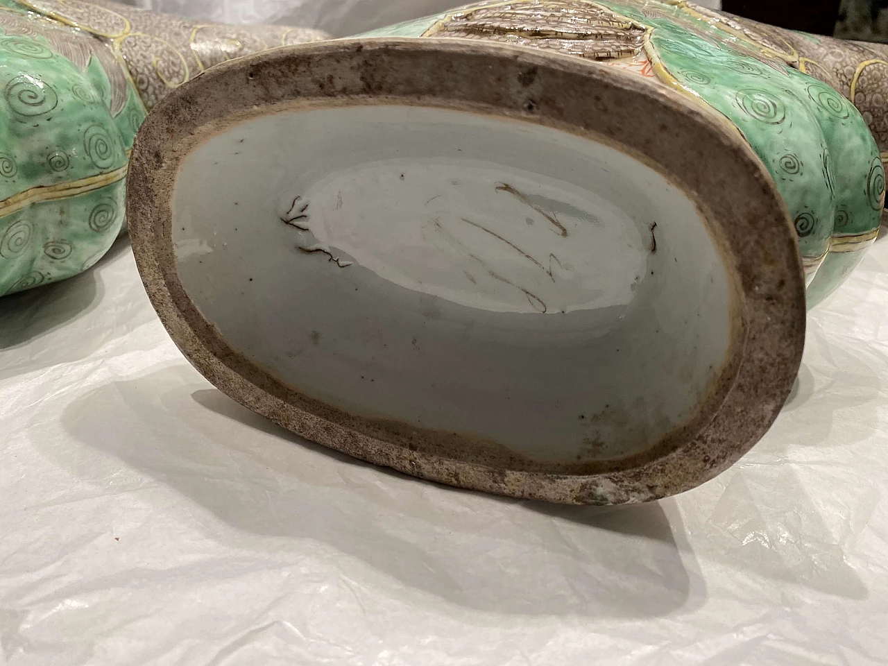 Coppia di vasi cinesi a forma di armatura in ceramica, '800 1249111