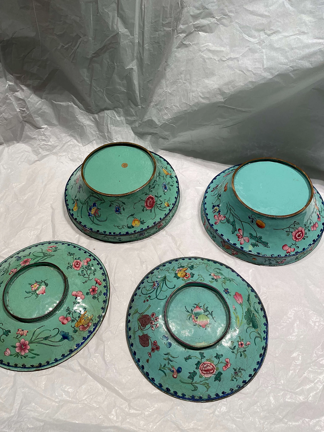 Pair of Canton dishes in enameled metal with lid, 1800 1249119