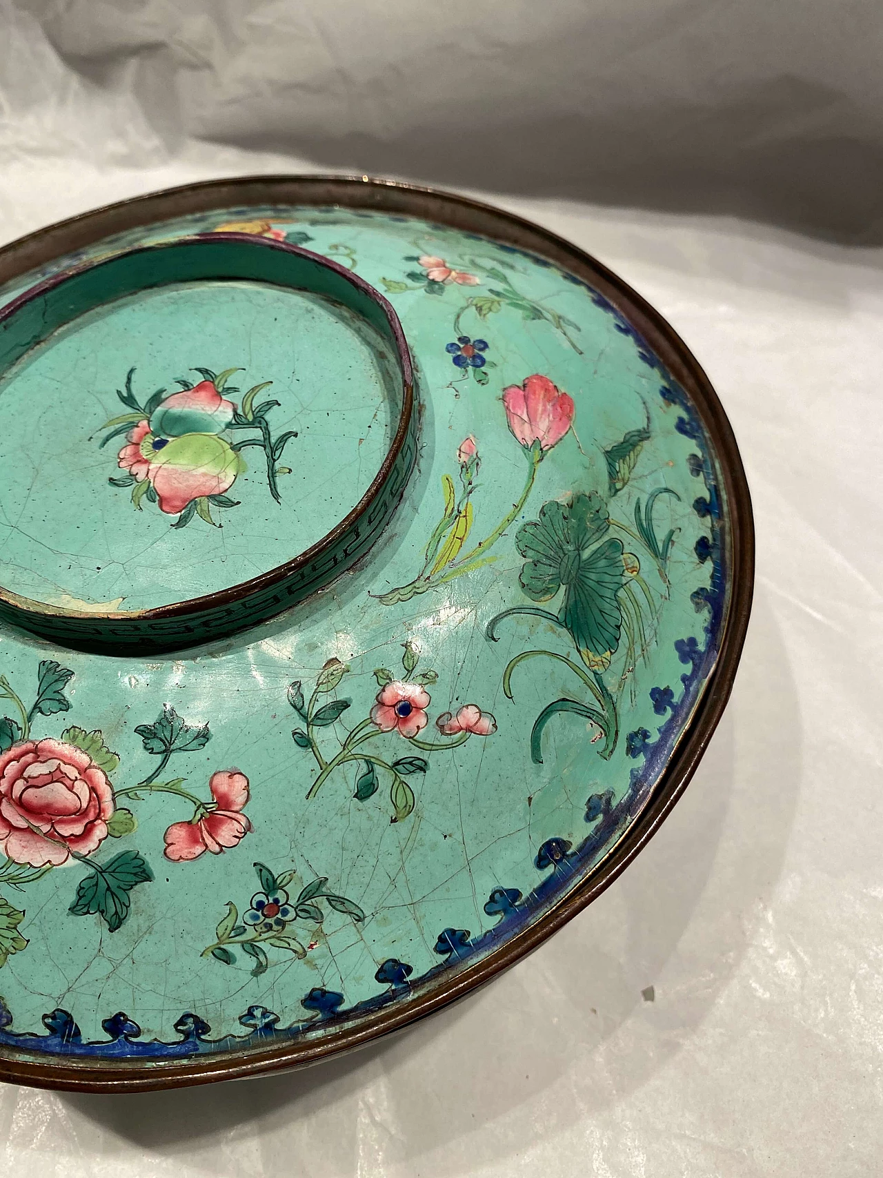 Pair of Canton dishes in enameled metal with lid, 1800 1249123