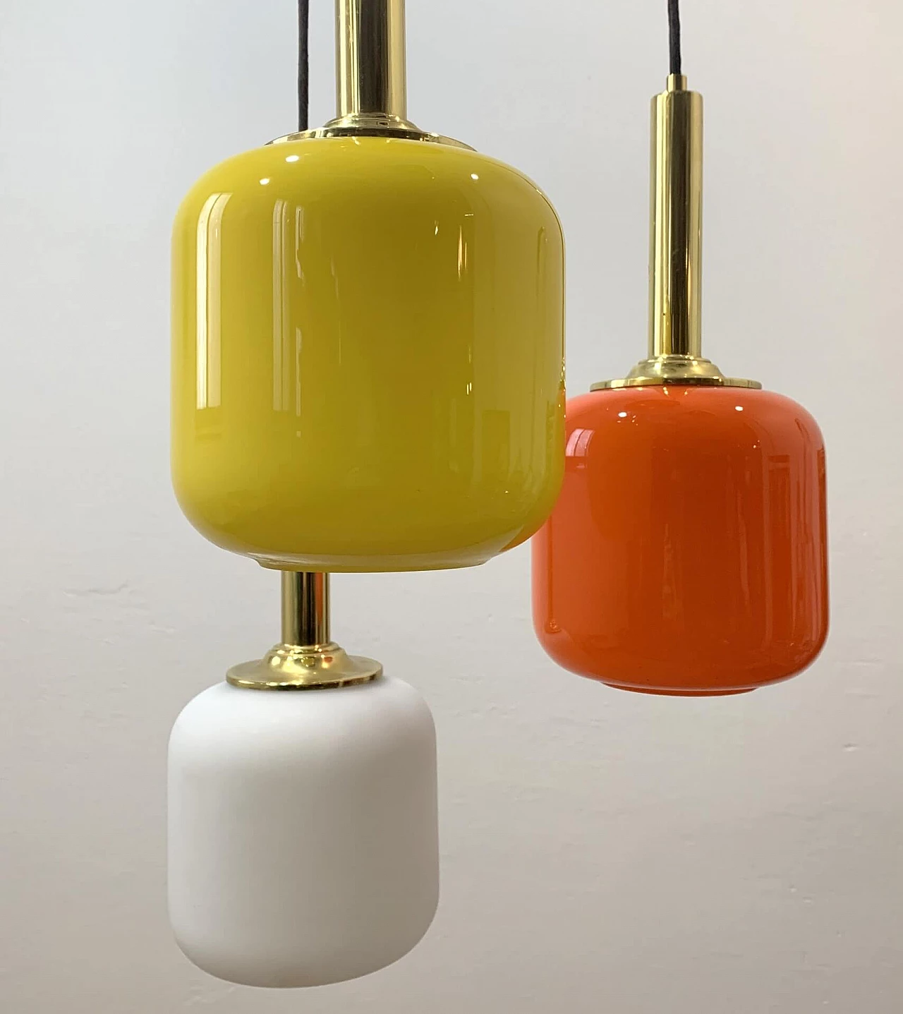 Suspension lamp in layered opaline glass, 70s 1249505