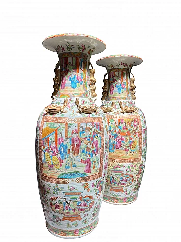 Coppia di grandi vasi in ceramica cinesi Canton, fine 1800