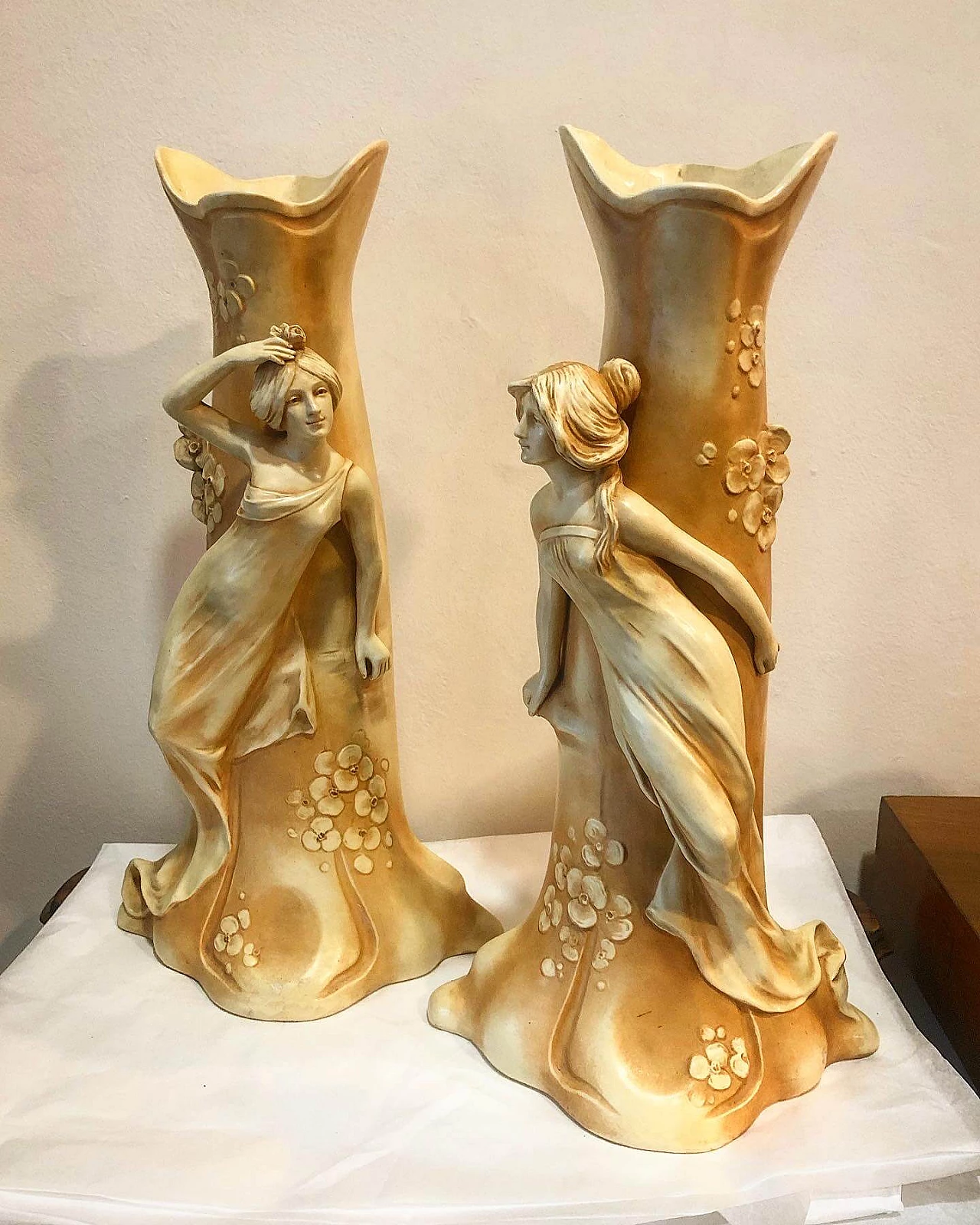 Coppia di vasi scultura Art Nouveau di Bernhard Bloch, inizio '900 1250620