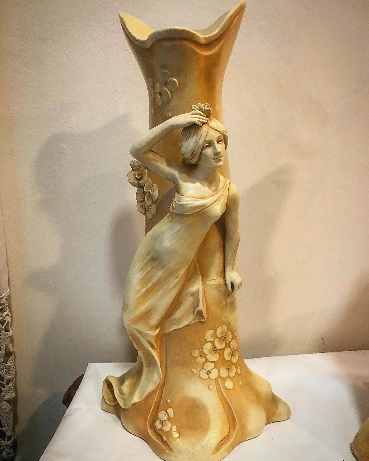 Pair of Art Nouveau sculpture vases by Bernhard Bloch, early 20th century 1250621