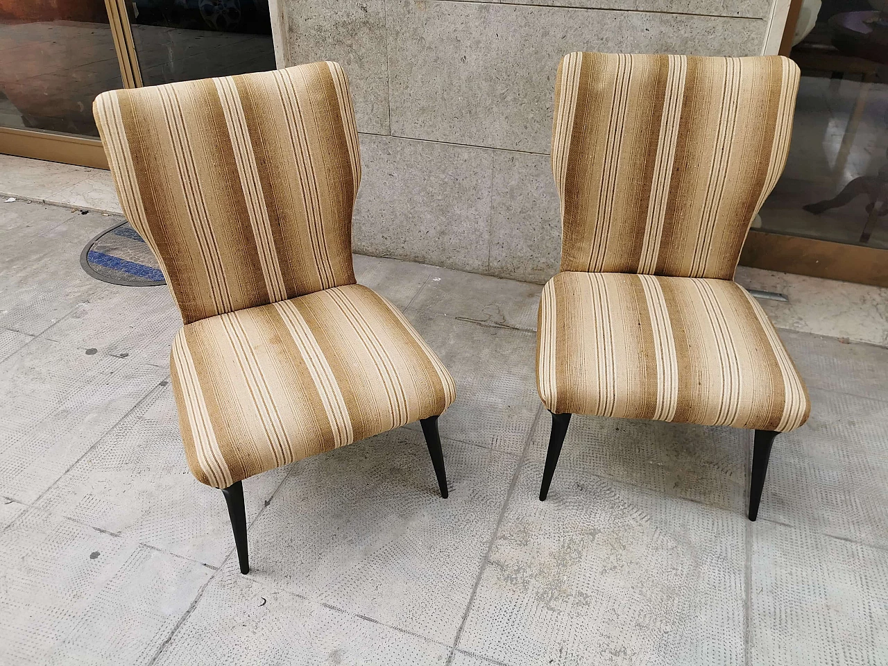 Small armchairs with high wooden feet, 50s 1251163