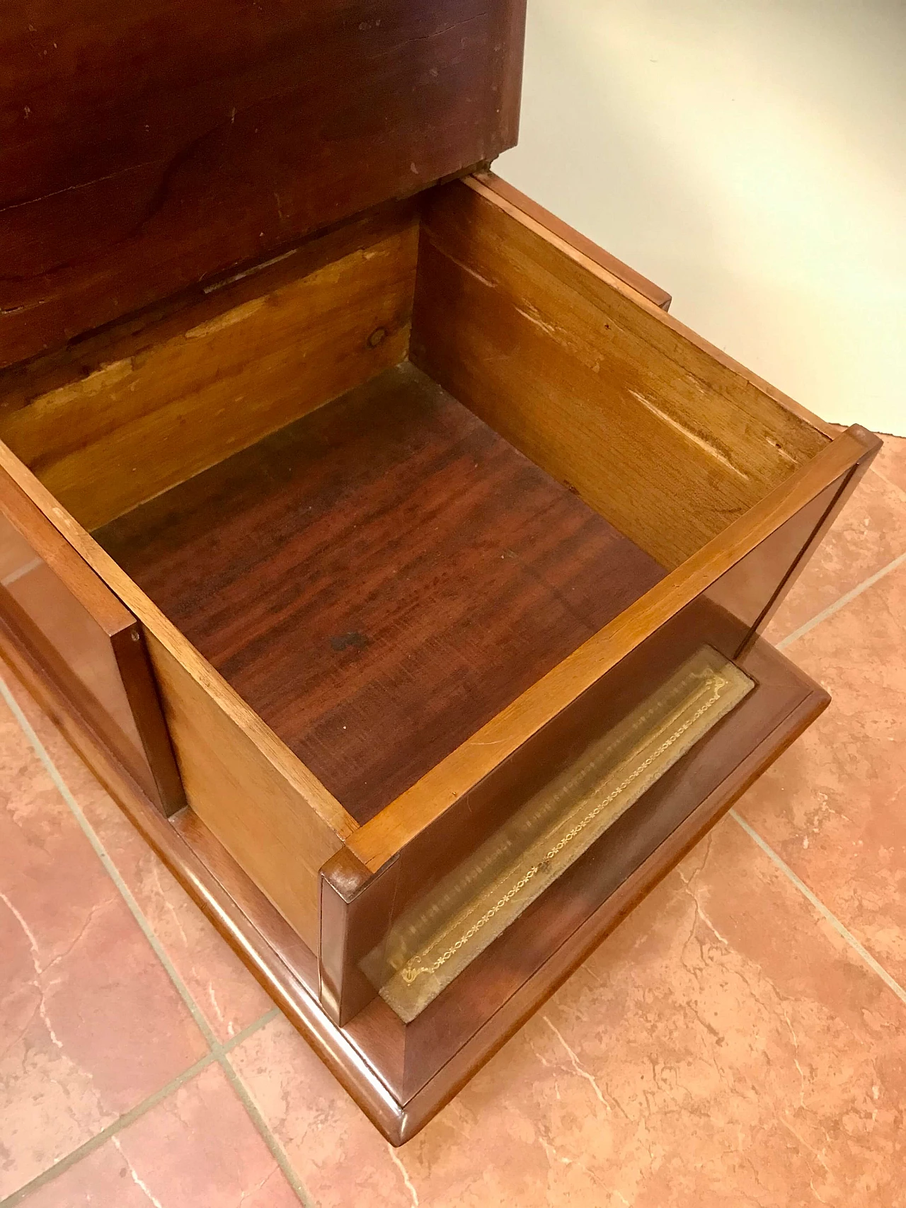 3 steps library ladder in mahogany and leather with 2 compartments, 19th century 1251625