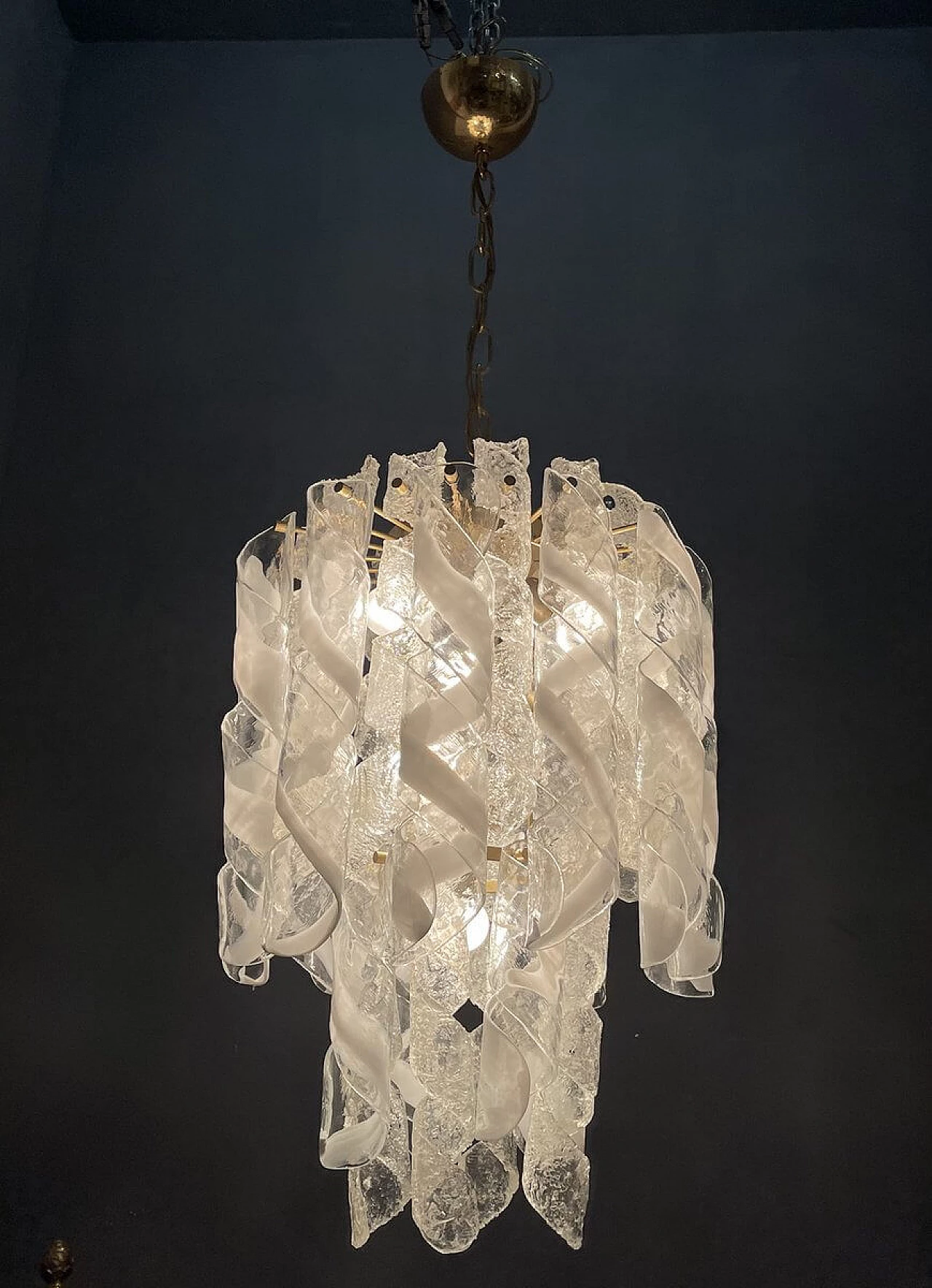 Murano glass spiral chandelier, 70s 1252577