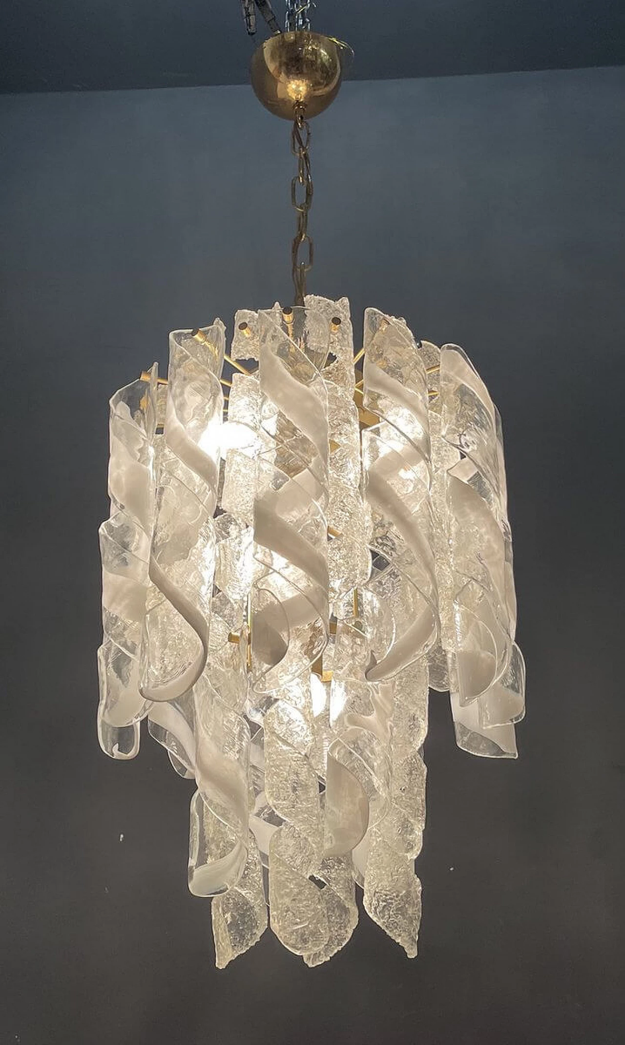 Murano glass spiral chandelier, 70s 1252581