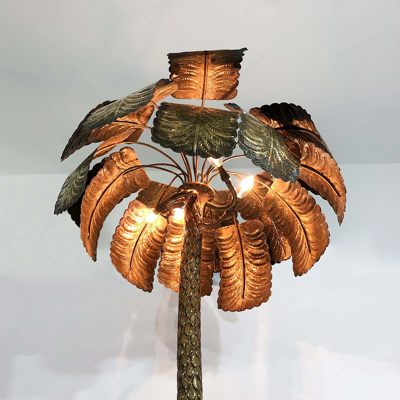 Lampada da terra in ottone a forma di palma, anni '70 1252975