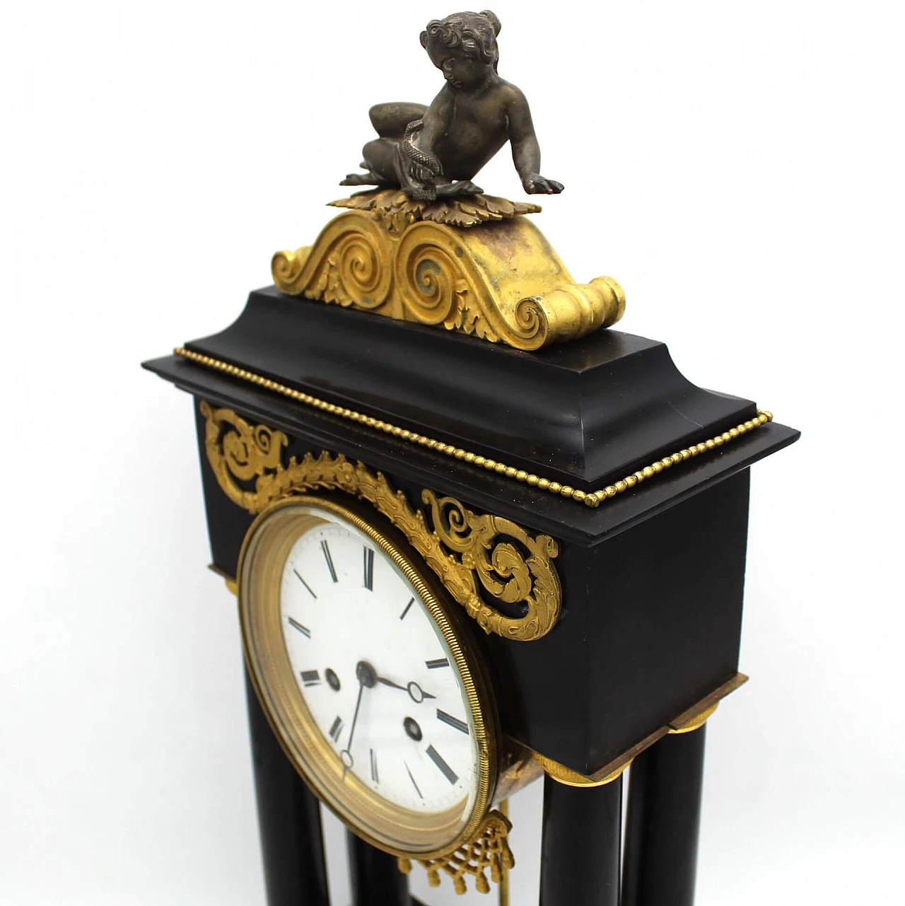 Direttorio clock with pendulum in gilded bronze and black Belgium marble, 18th century 1253195