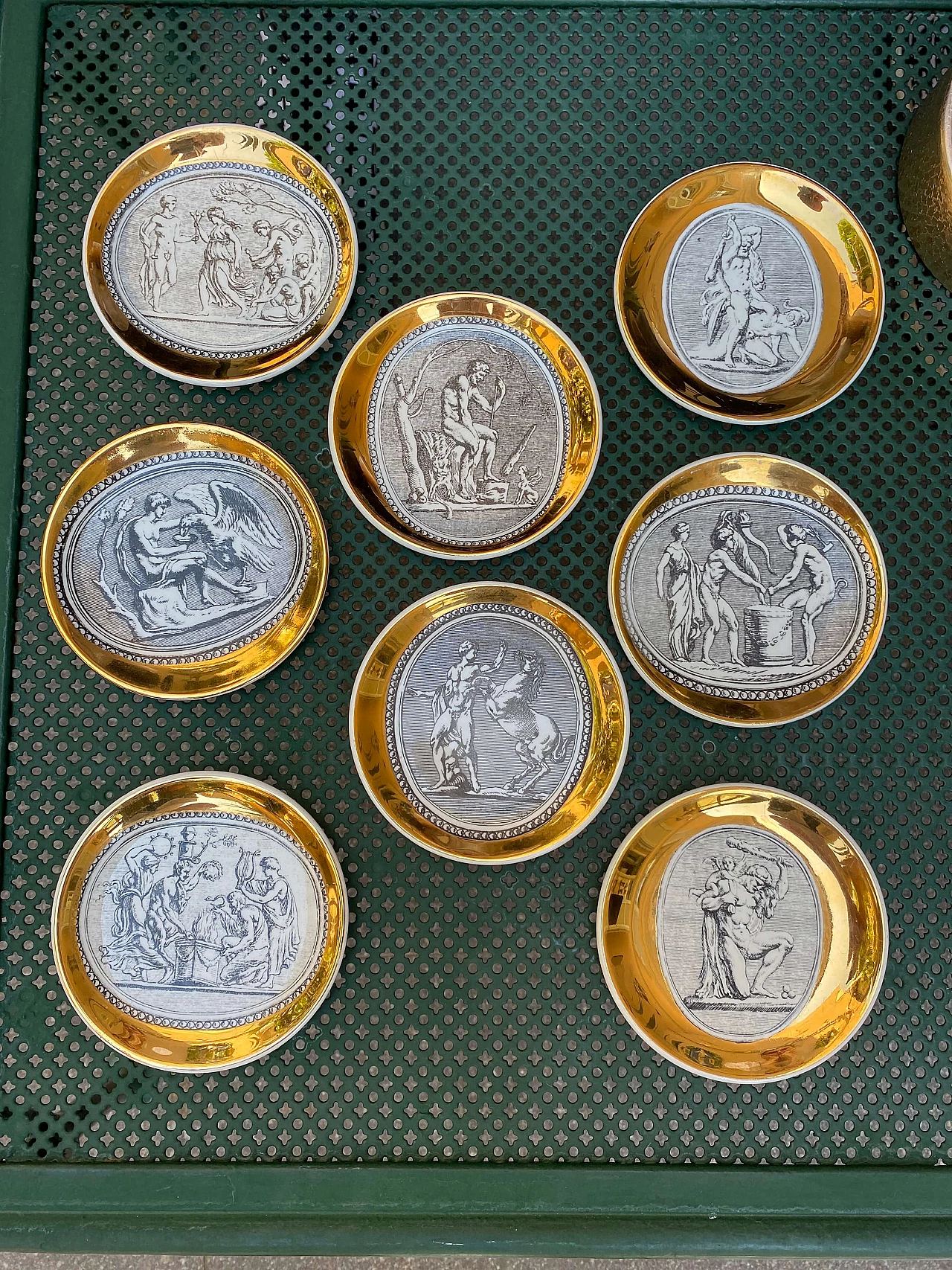 8 Piattini serie Cammei e fatiche d’Ercole di Fornasetti, anni ‘50 1253798