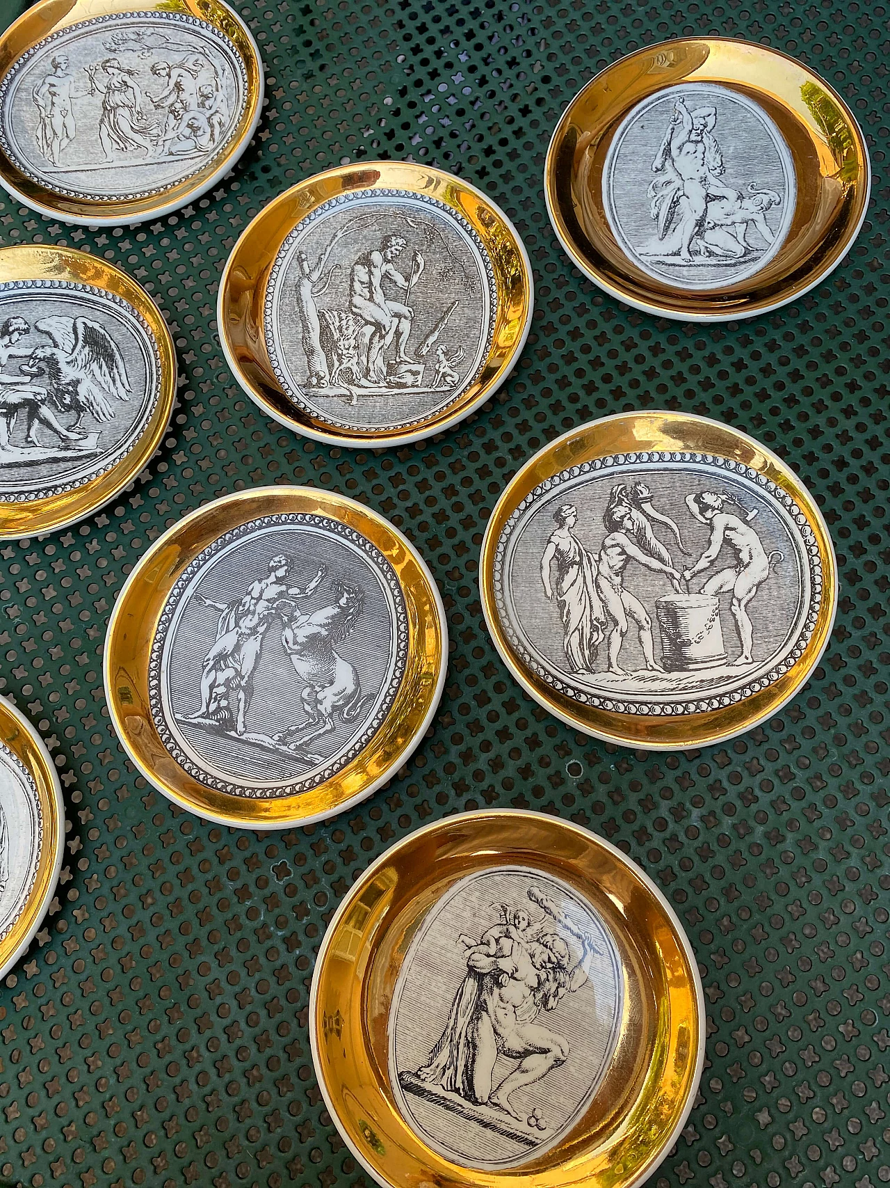 8 Piattini serie Cammei e fatiche d’Ercole di Fornasetti, anni ‘50 1253800