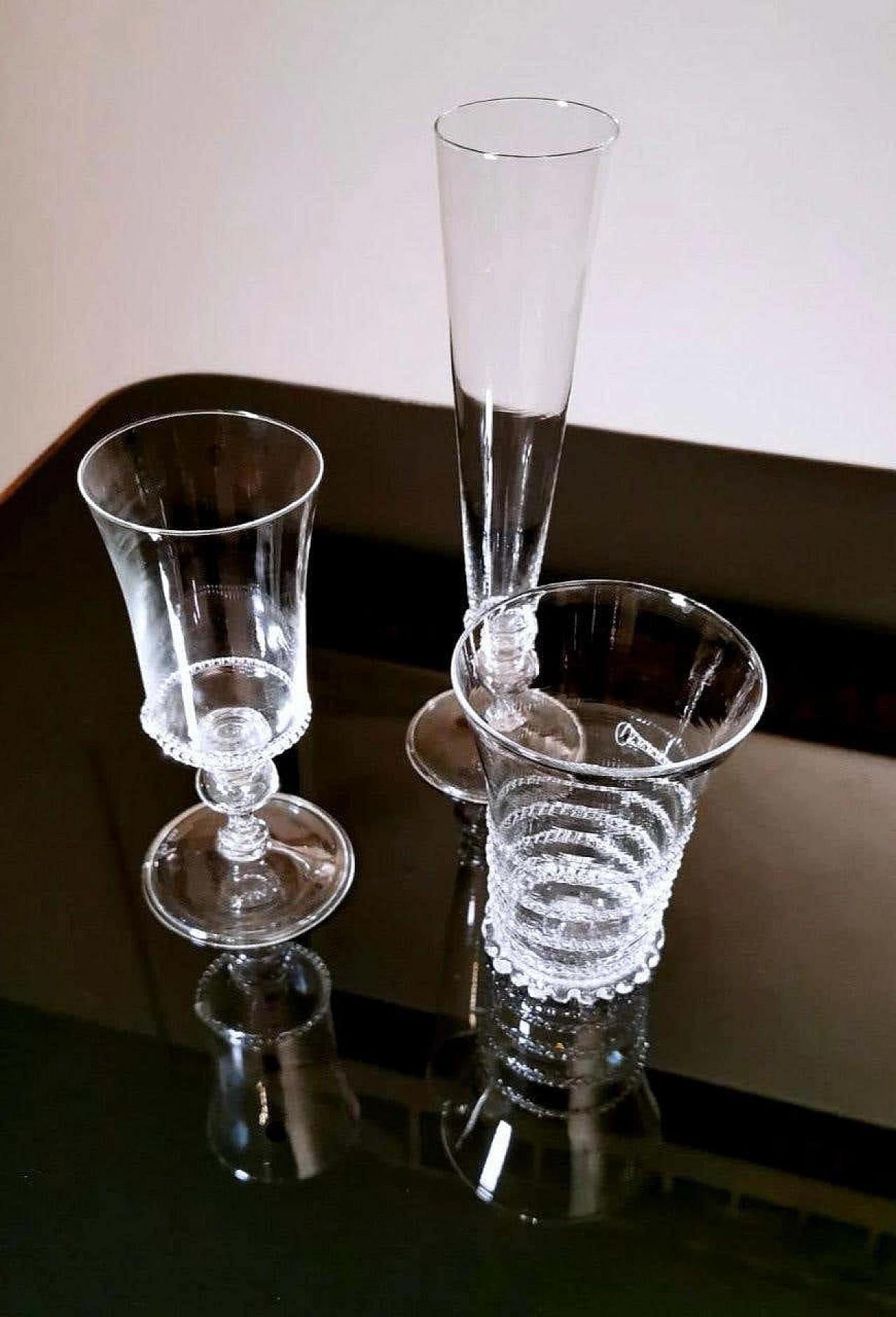 Service of 36 glasses and pitcher in blown Murano glass with decorations, 50s 1254422