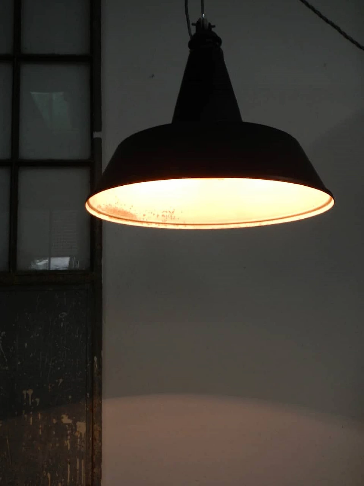 Industrial lamp, 70s 1254744