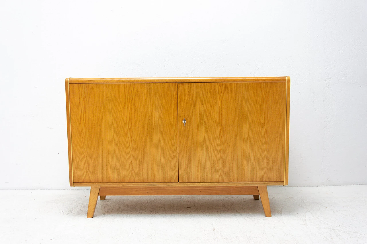 Beech and glass sideboard by Hubert Nepožitek & Bohumil Landsman for Jitona, 60s 1254976