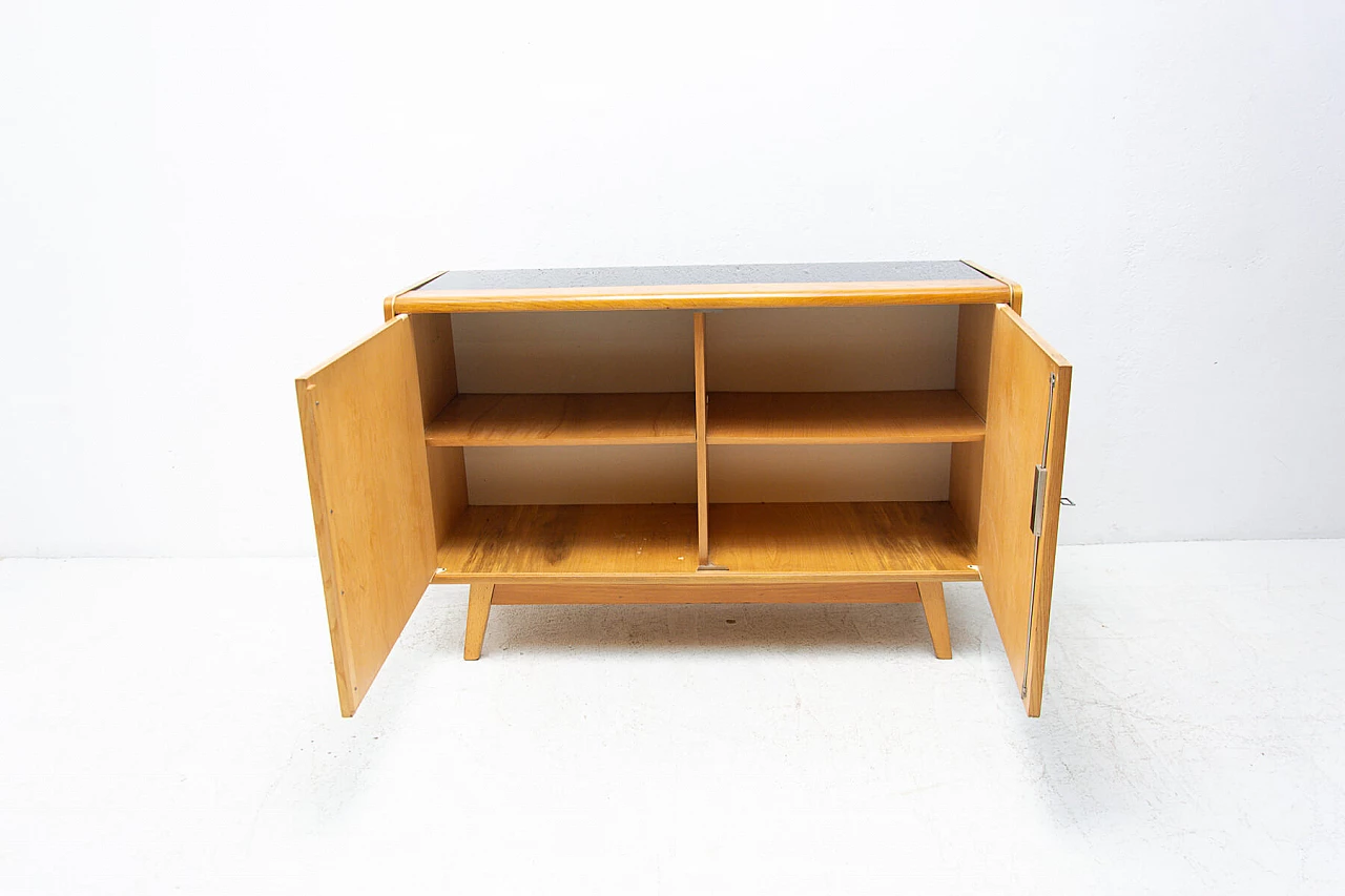 Beech and glass sideboard by Hubert Nepožitek & Bohumil Landsman for Jitona, 60s 1254984